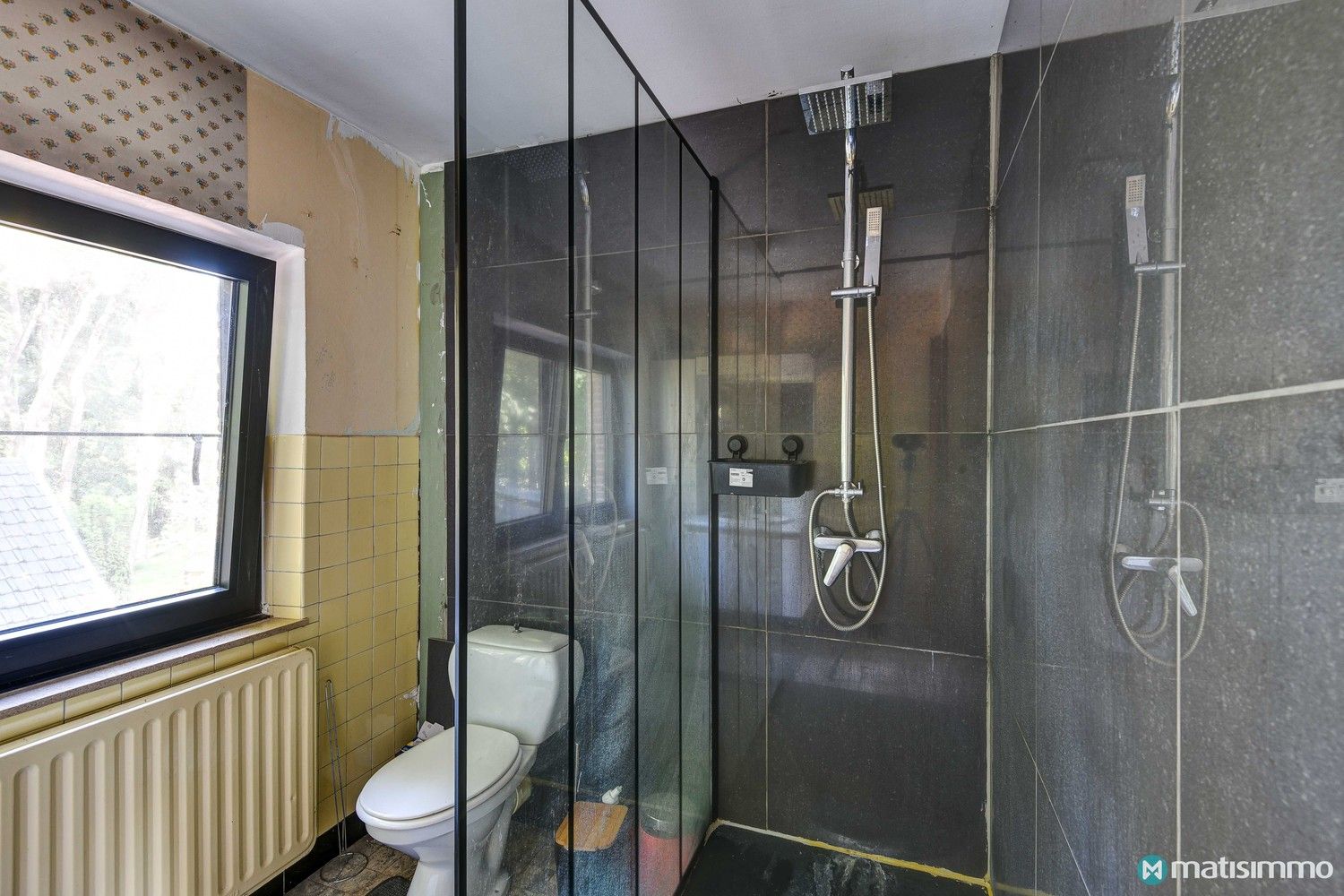 ZEER RUIME TE RENOVEREN GEZINSWONING MET 4 SLAAPKAMERS EN BIJGEBOUW VAN +- 100 M2 OP PERCEEL VAN 1HA 29A 93CA IN DIEPENBEEK foto 22