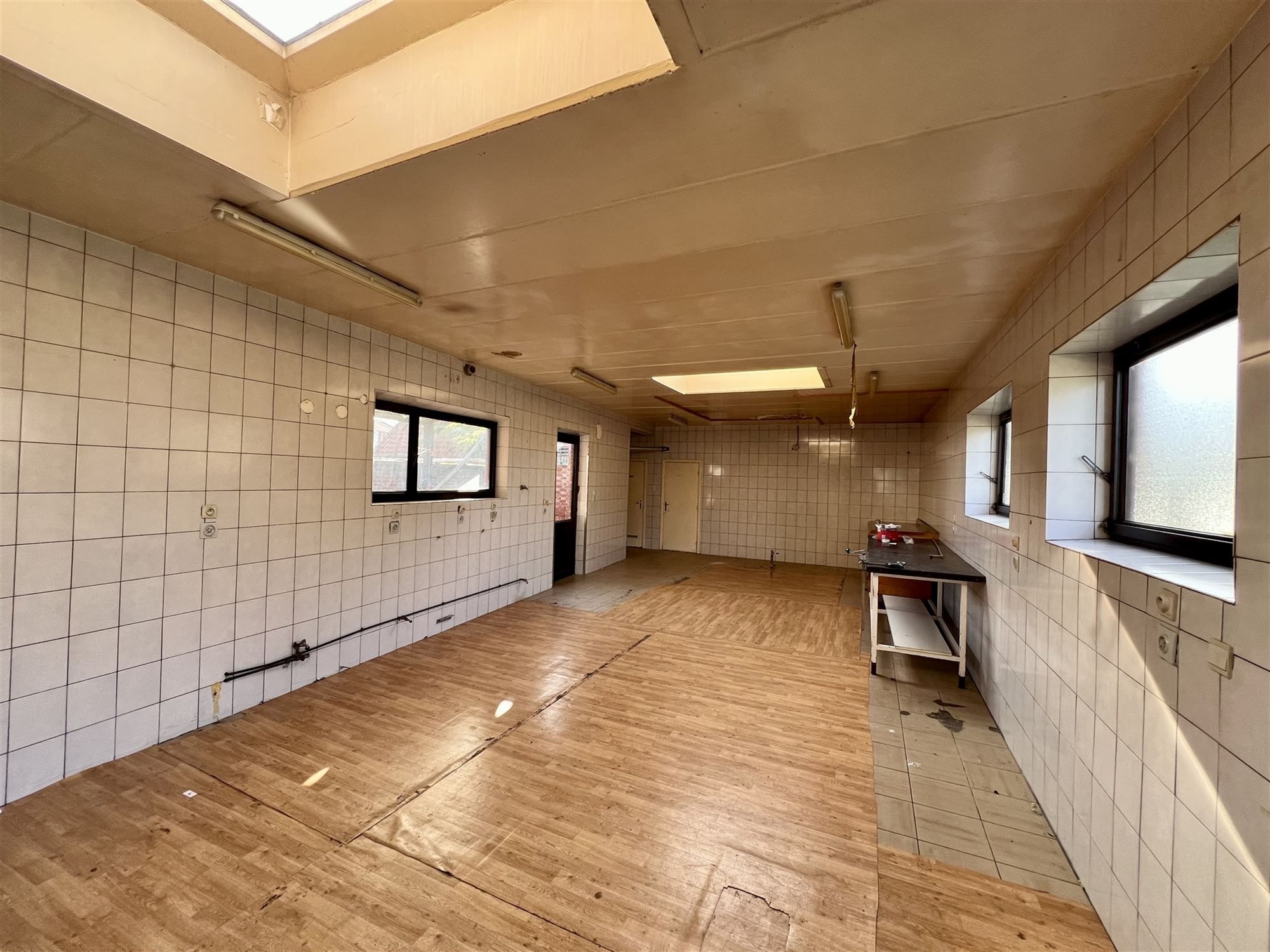 Uniek Pand van 385 m² met Onbeperkte Mogelijkheden foto 2