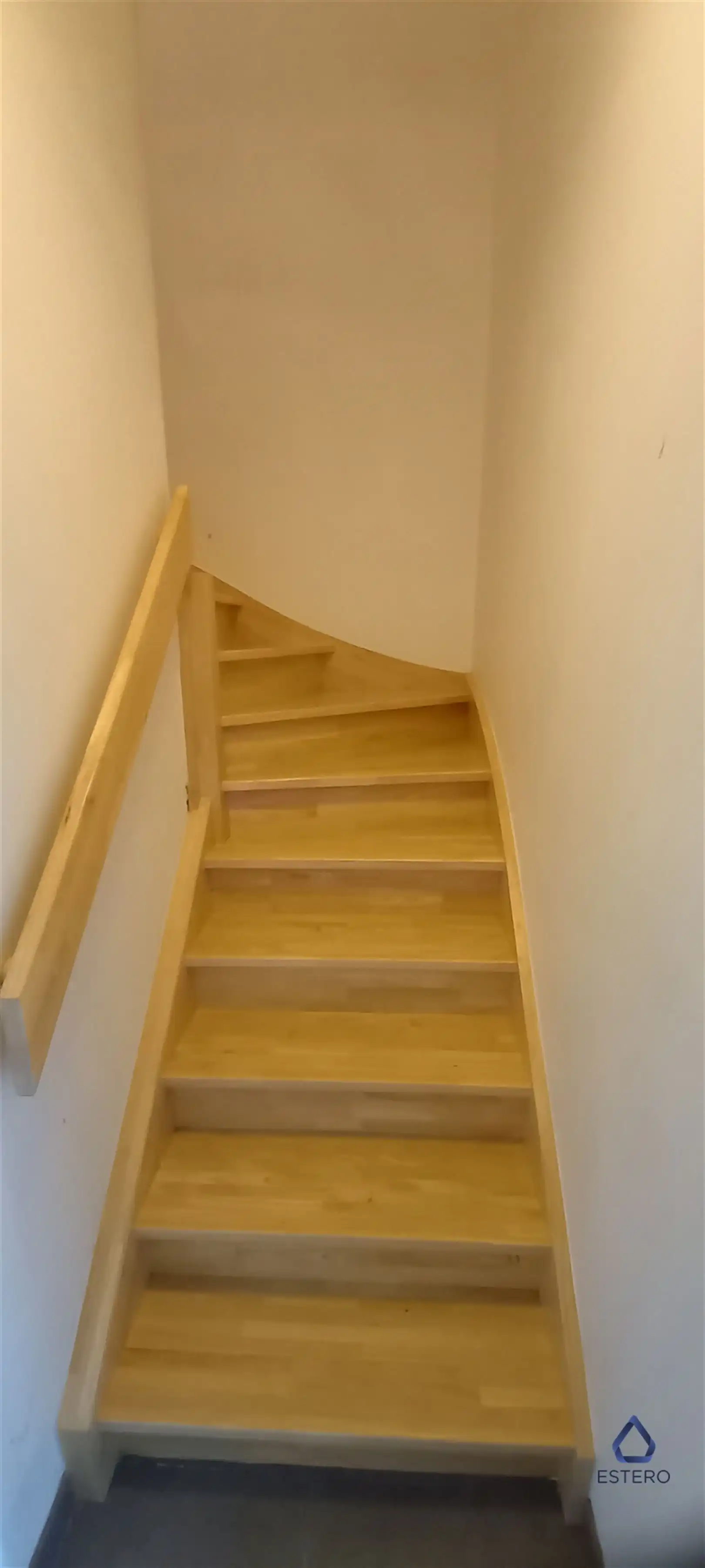 Ruime gezinswoning met 3 slaapkamers en landelijk uitzicht foto 3