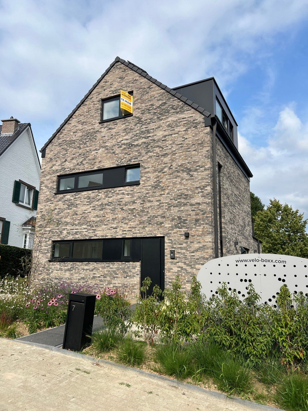 ENERGIEZUINIGE WONING MET 3 SLKS EN TUIN IN CENTRUM DILBEEK foto 2