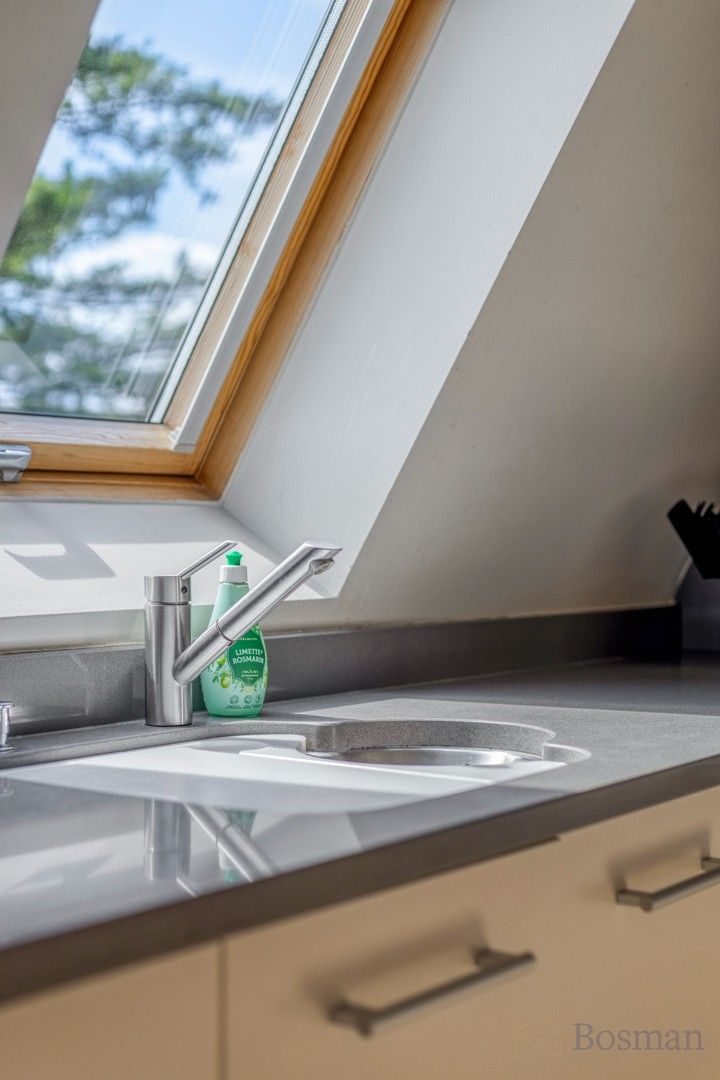 Zeer ruim appartement te koop in Geel foto 12