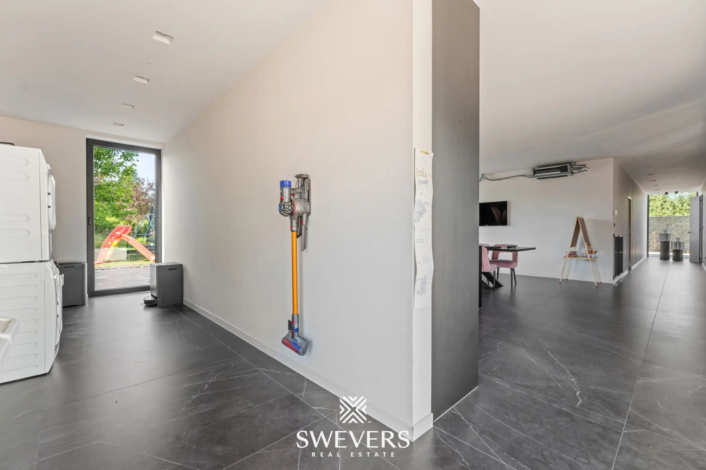 Karaktervolle villa met luxueuze afwerking en zicht op groen te Sint-Truiden foto 14