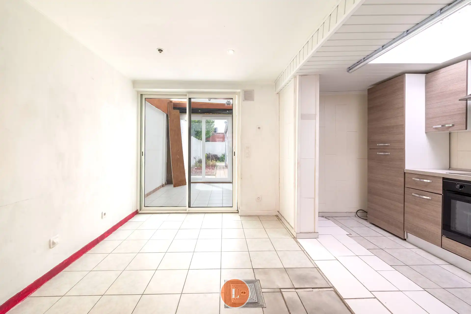 Instapklare woning met 3 slaapkamers, gezellige tuin in Menen. foto 4
