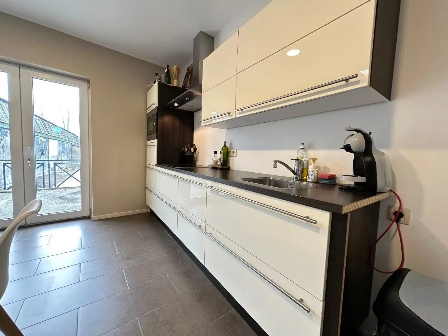 Woonruimte met handelspand gelegen te Tongeren foto 7