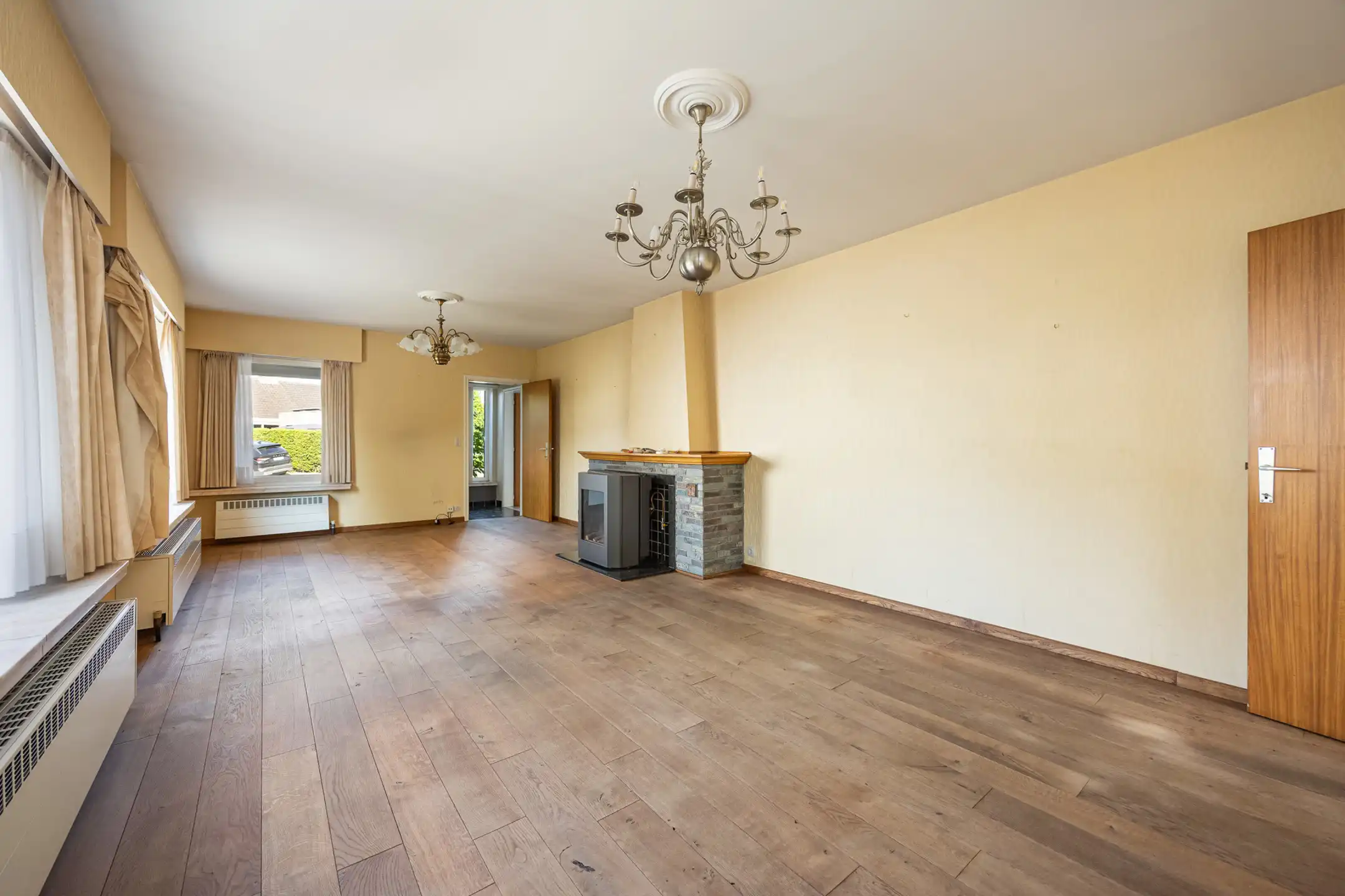 Zeer gunstig gelegen gelijkvloerswoning met 2 slpk op 723 m² foto 5