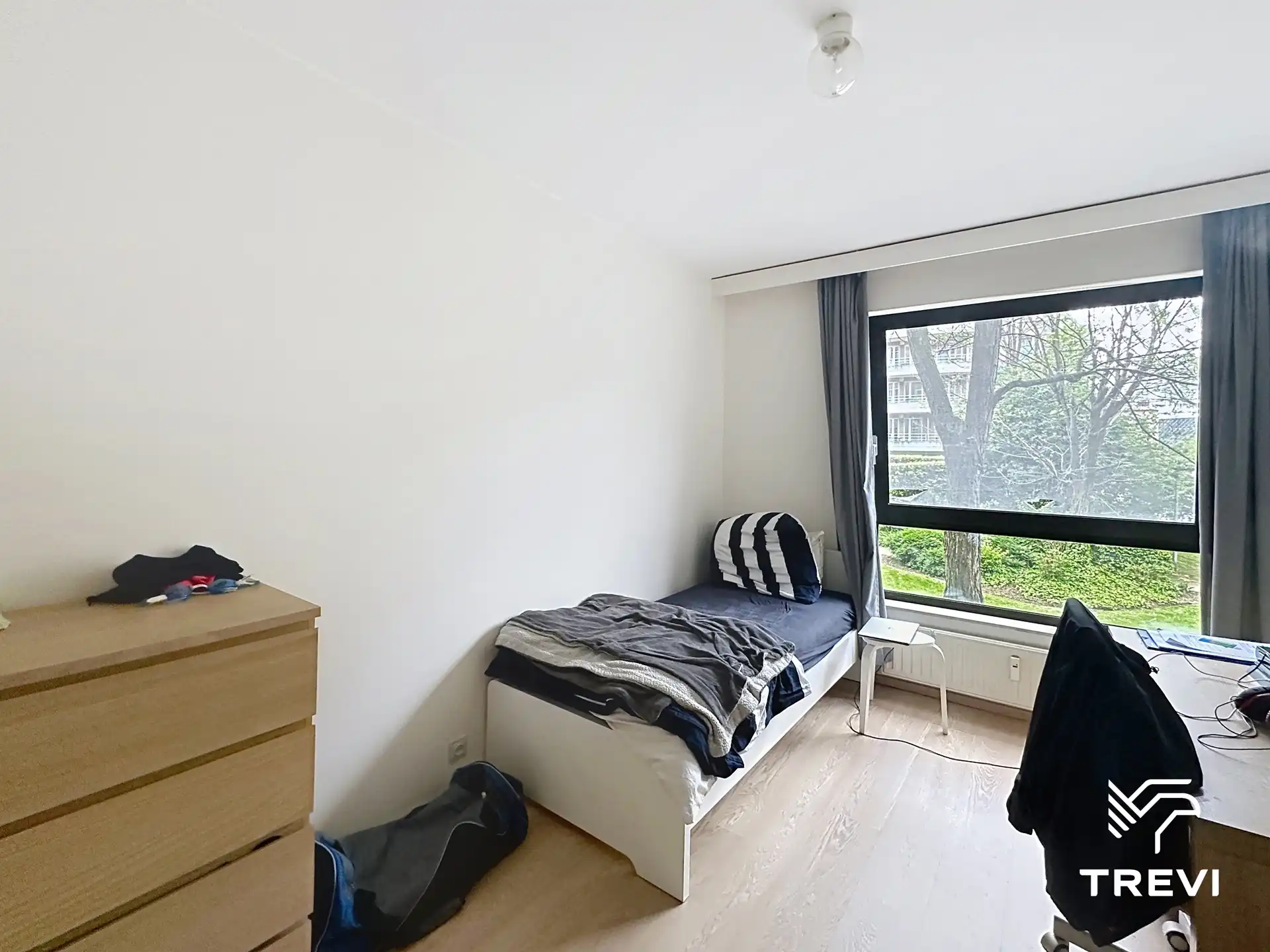 Appartement met 2 slaapkamers in een omheind complex! foto 11