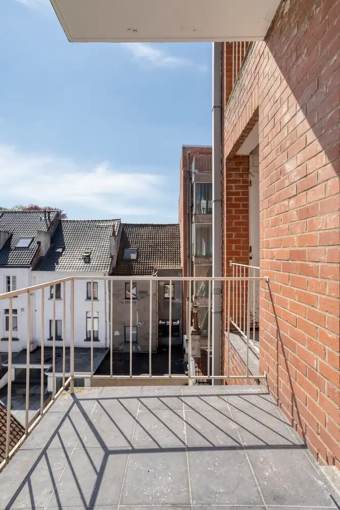 Hoogwaardig gerenoveerd 2 slaapkamer appartement nabij Citadelpark foto 9