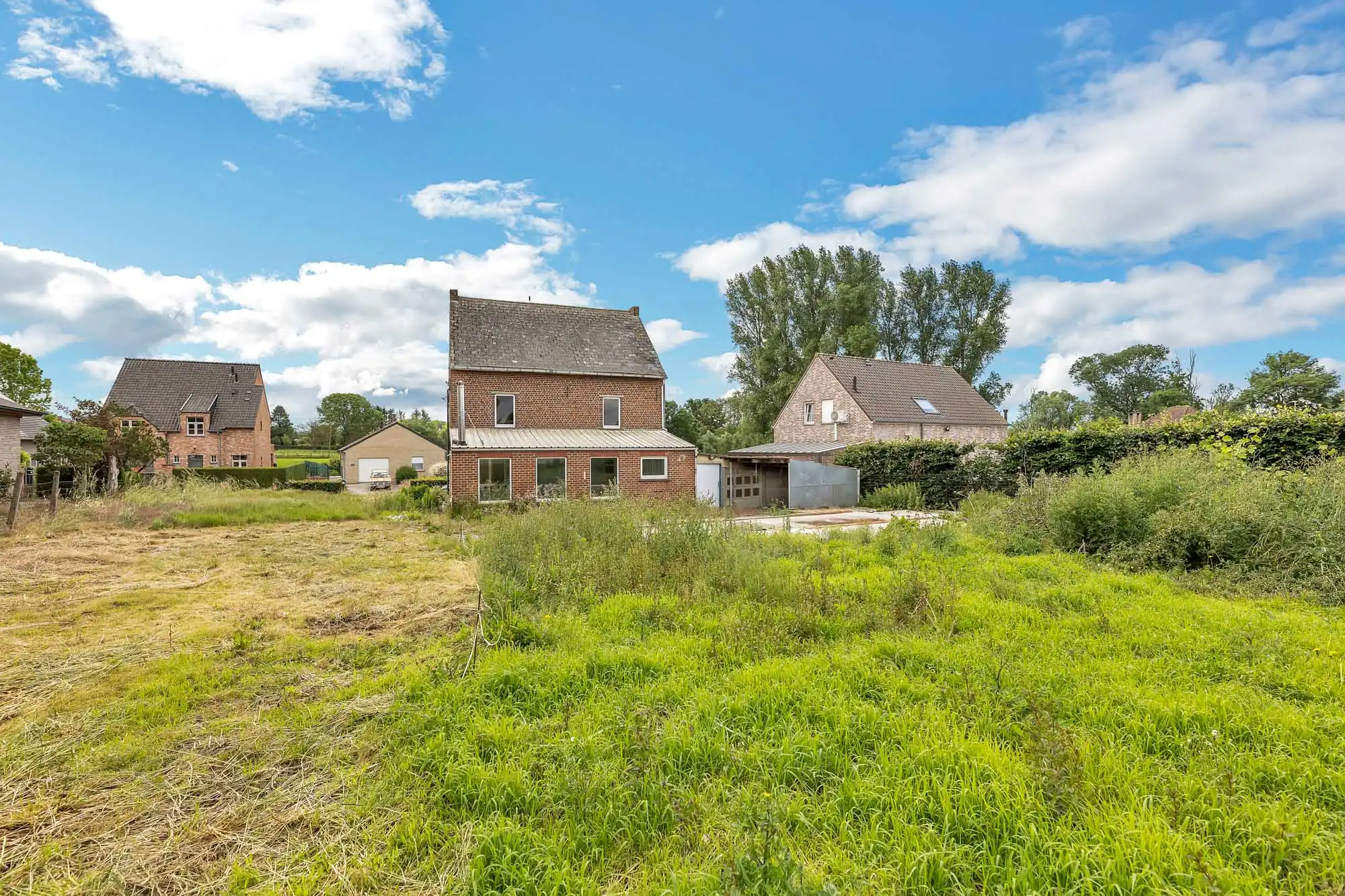 Te renoveren woning op 6a27ca in Denderwindeke foto 2