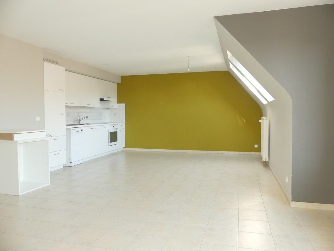 Ruim duplex-appartement, 90 m², met 2 slaapkamers foto 3