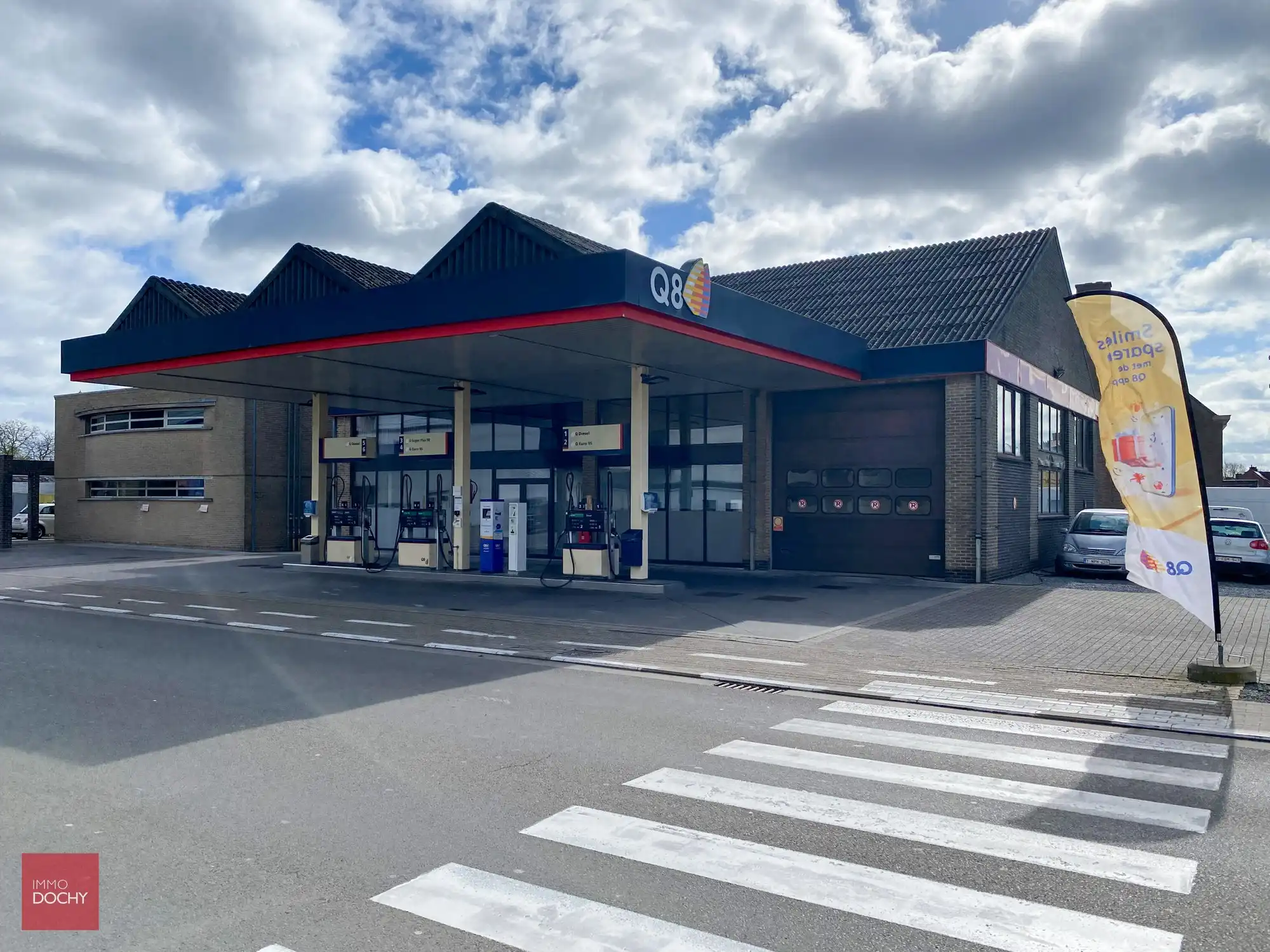 UIterst commercieel gelegen handelspand / bureel | Henri Lebbestraat foto 7