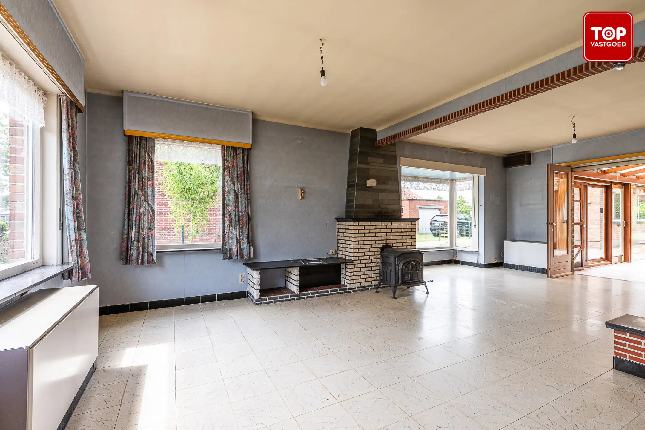 Halfopen bebouwing met 3 slaapkamers, zonnige tuin en garage  foto 5