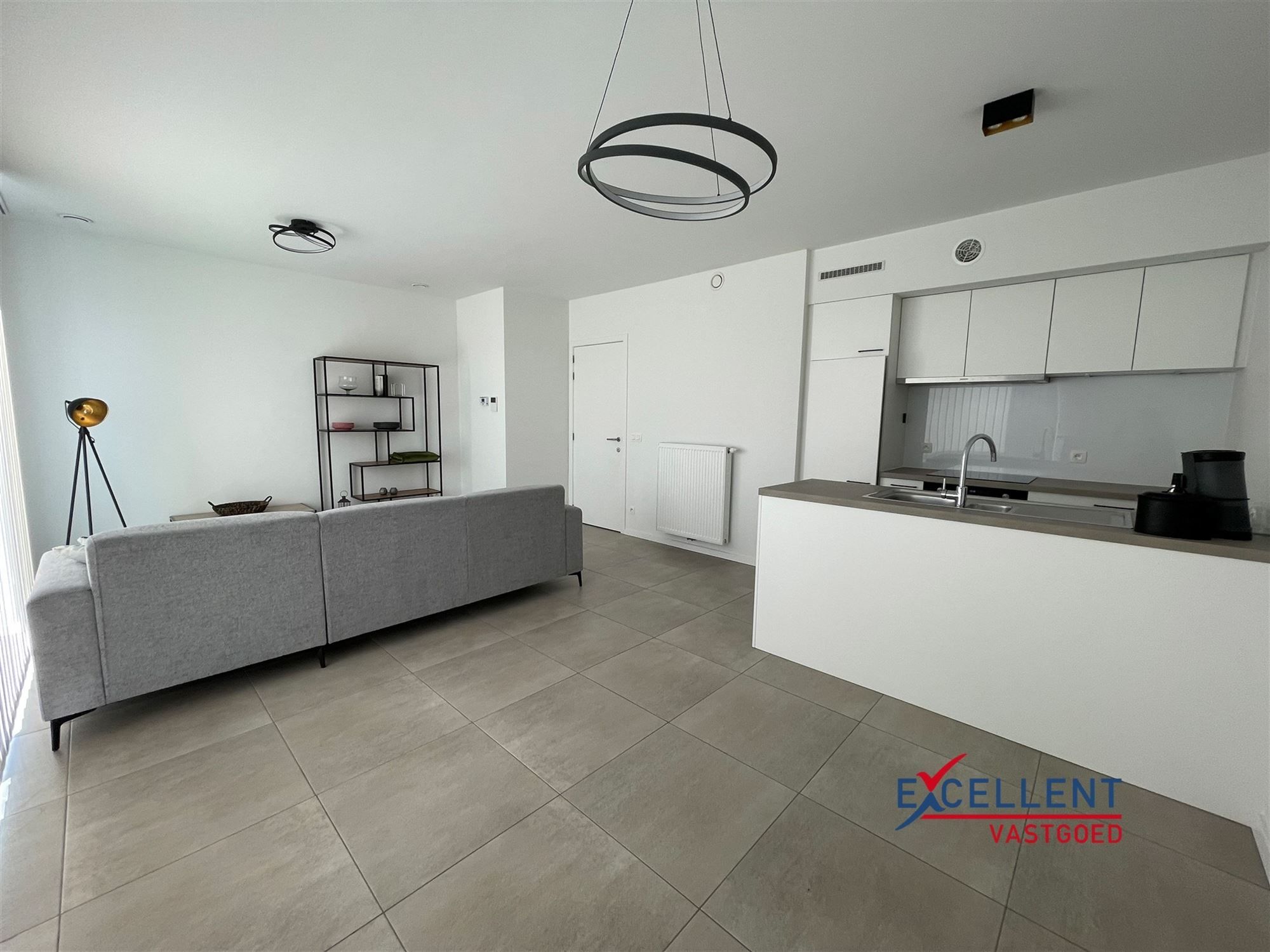 Nieuwbouw 1-slaapkamer appartement te huur met staanplaats te Deinze foto 4