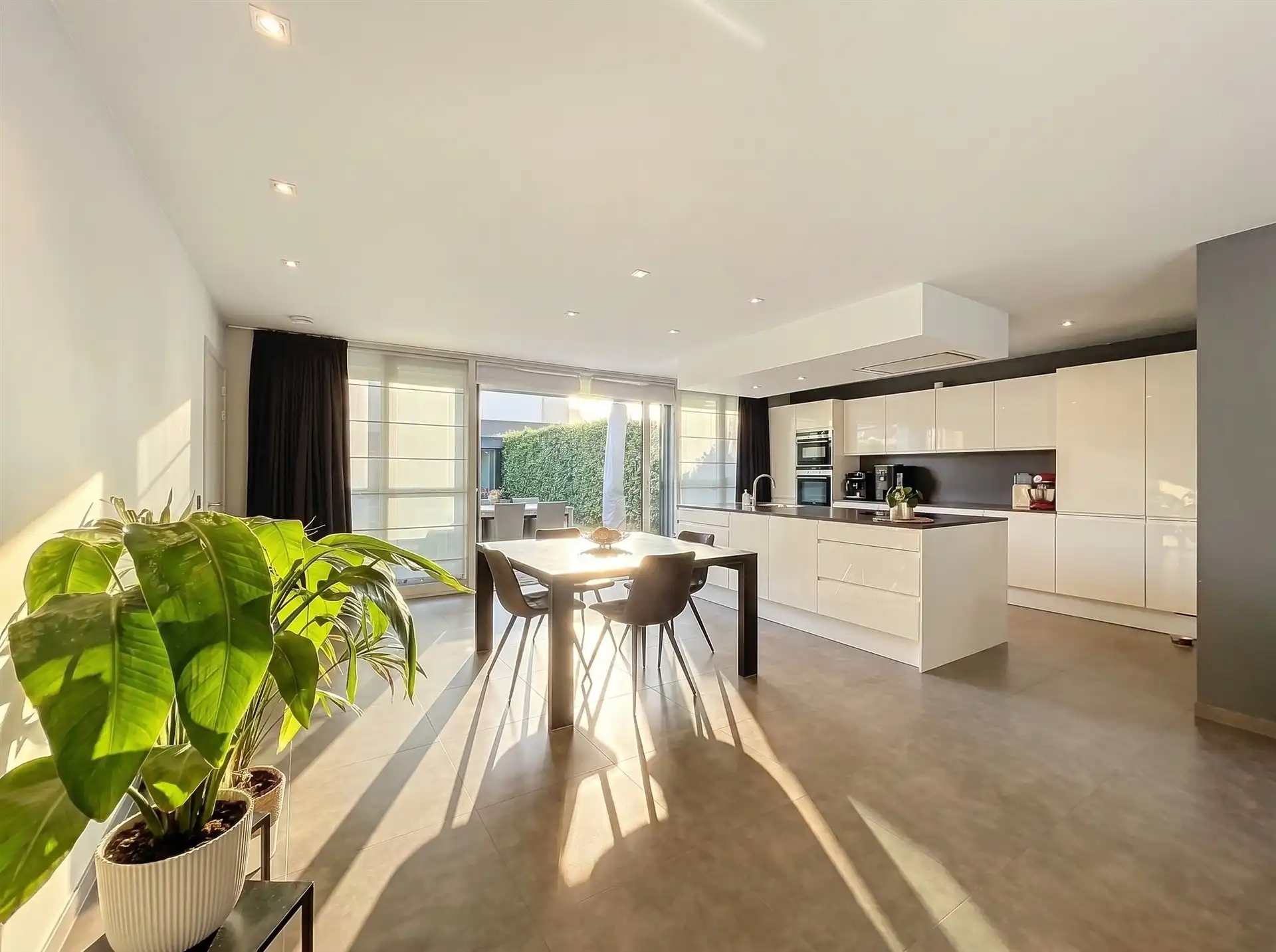 Energiezuinige gezinswoning met 3 slaapkamers en garage op toplocatie foto 4