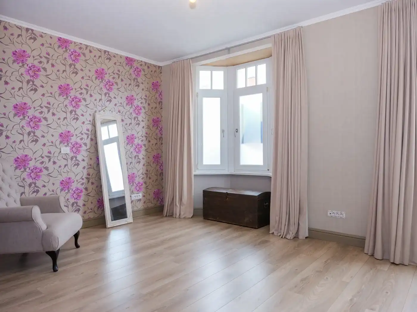 Ruime instapklare woning centrum Izegem foto 11