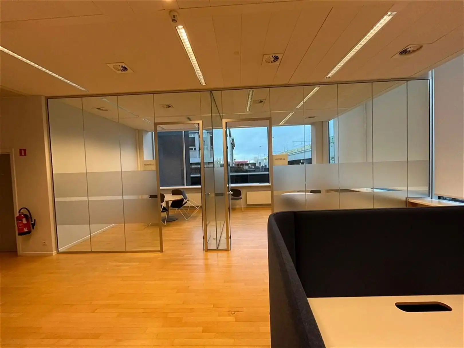 Hoogwaardig afgewerkt kantoorruimten vanaf 396 m² foto 8
