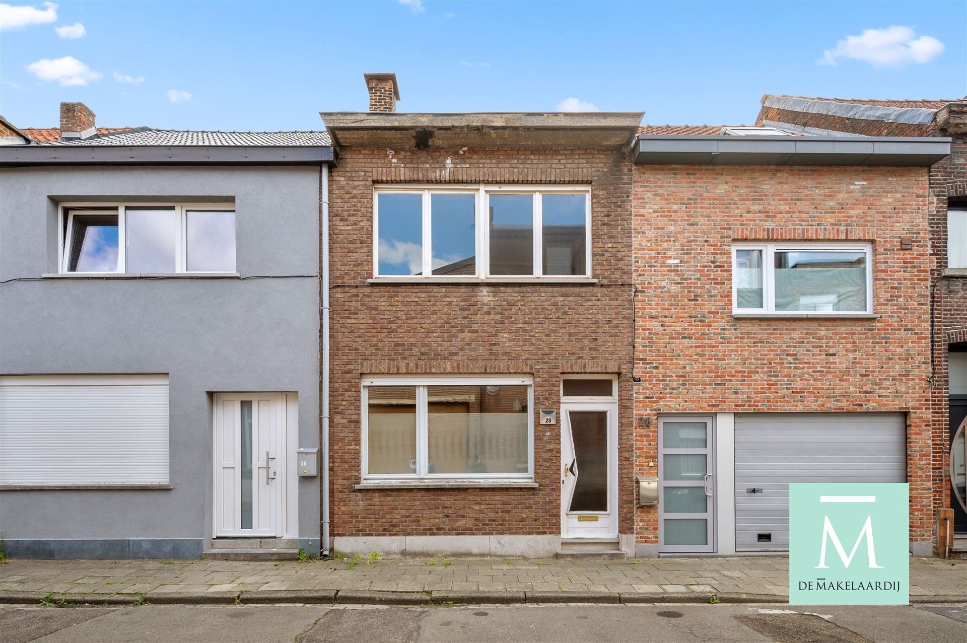 Hoofdfoto van de publicatie: Leuke, op te frissen starterswoning met 3 slaapkamers en gezellig terrasje op toplocatie!