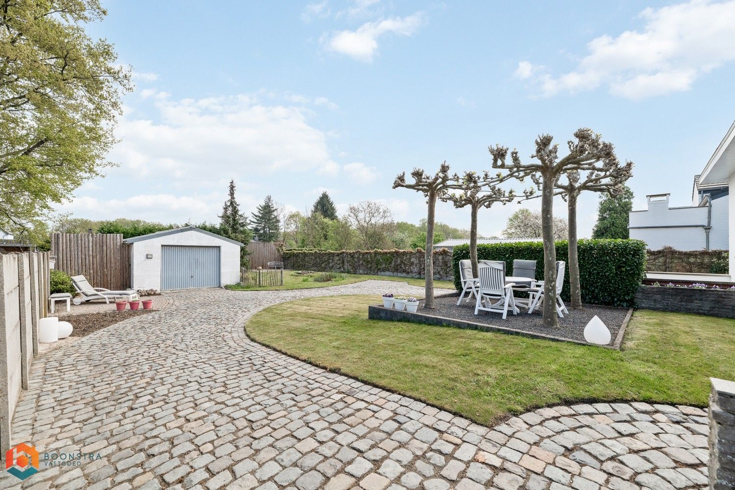 Perfect onderhouden woning met 3 Slpkrs op 1230 m² foto 22