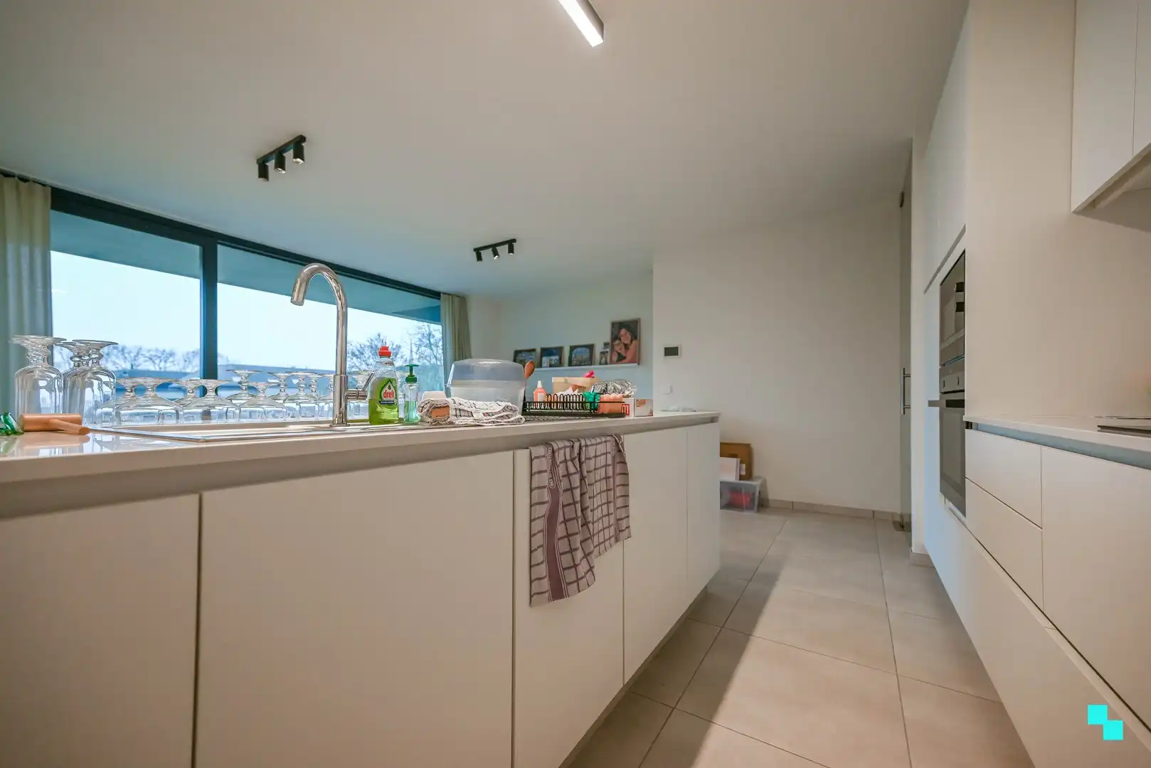 Tweeslaapkamerappartement in blok IV van residentie Blauwpoorte foto 5