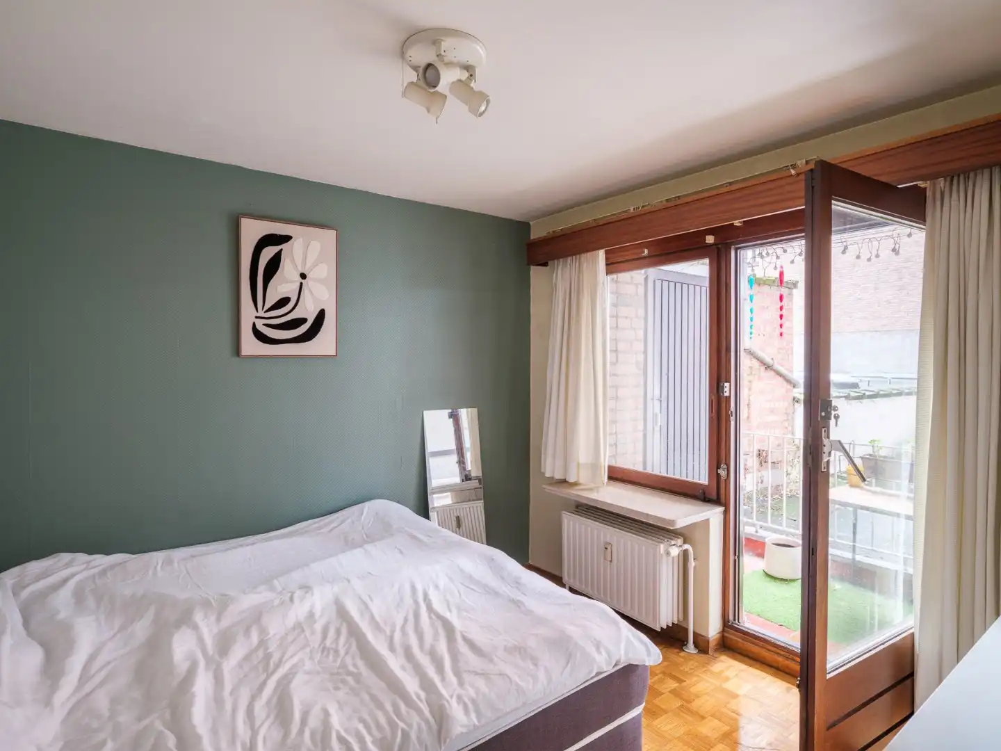 Ruim appartement met 3 slaapkamers aan het Zuidpark foto 11