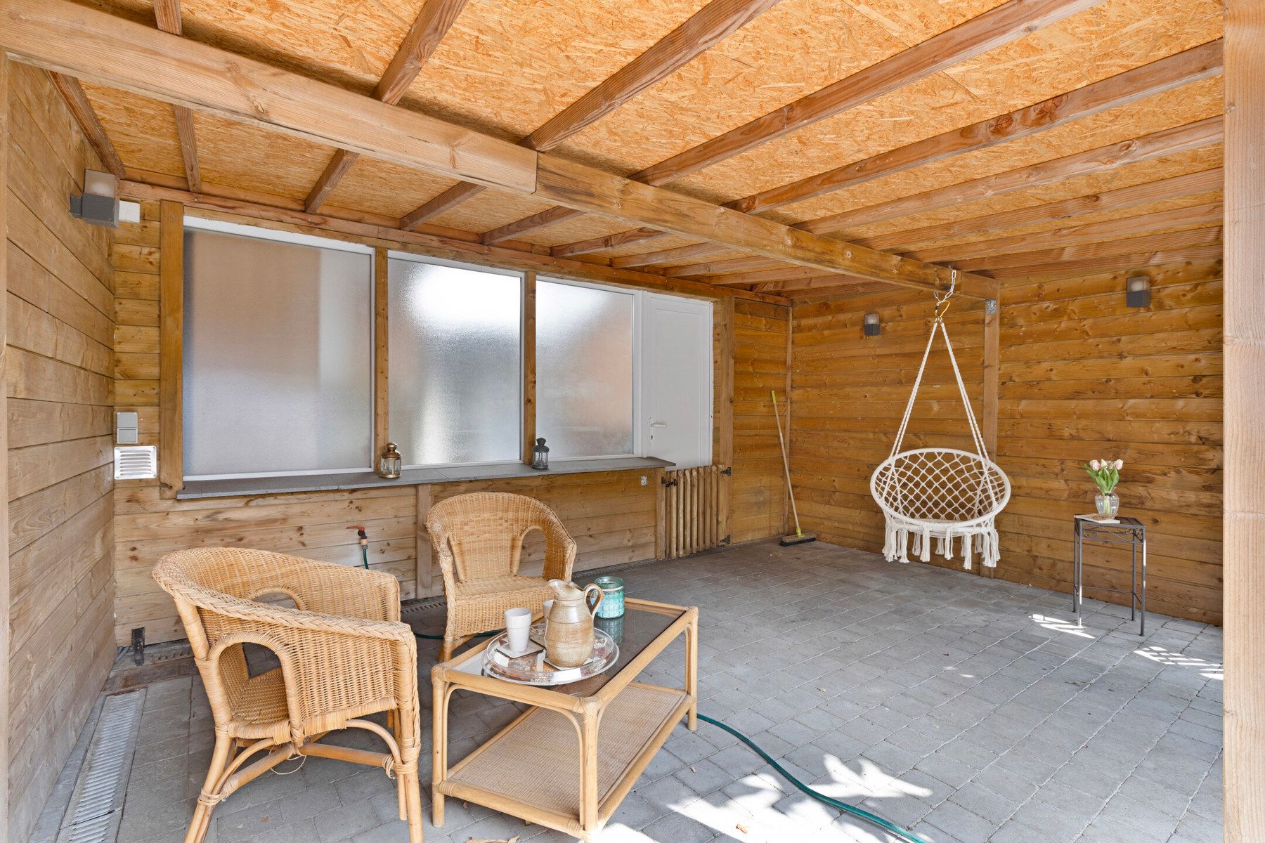 Instapklare woning met zonnige tuin in een rustige buurt! foto 18