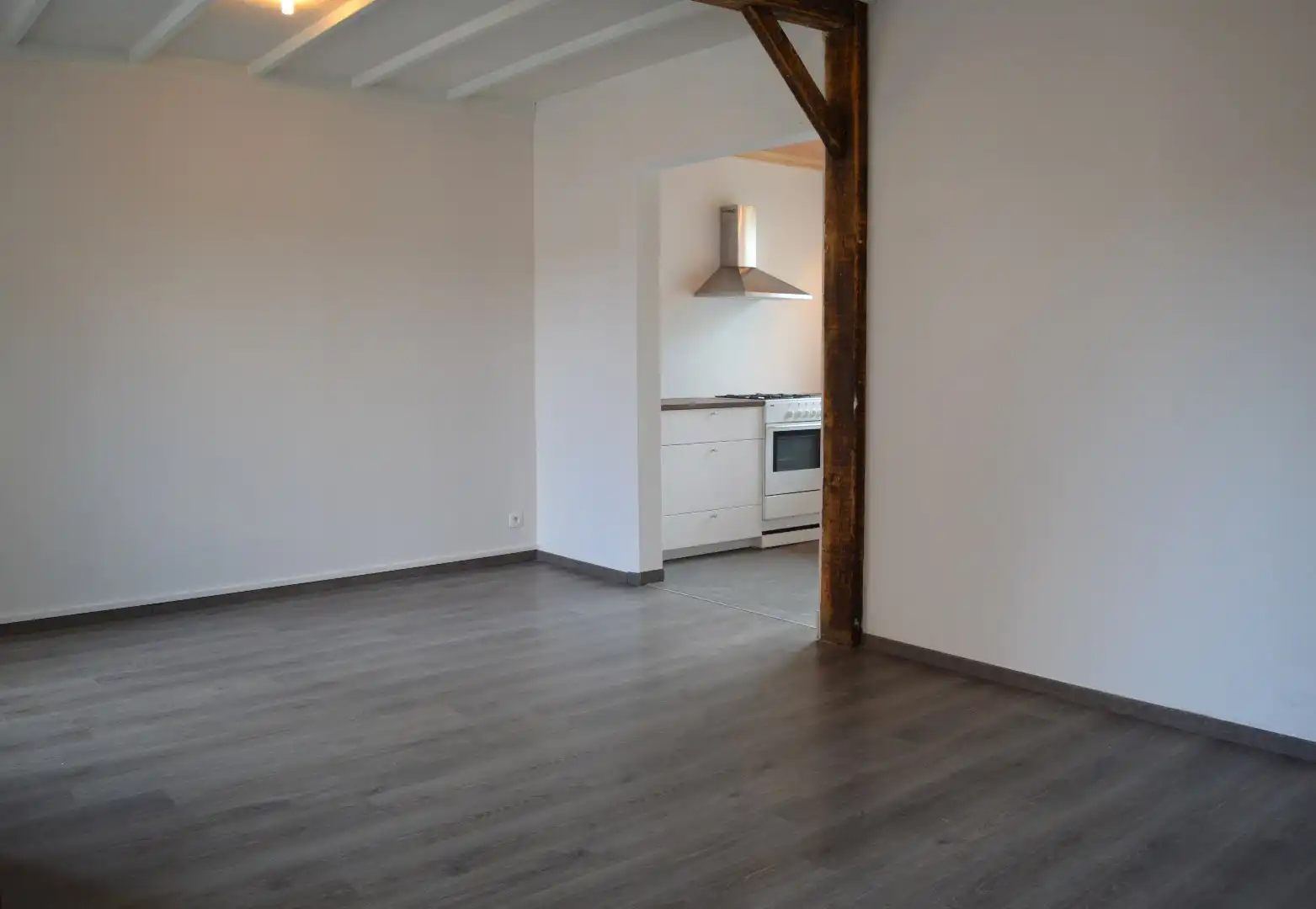 Woning met 2 slaapkamers in Bissegem met vlotte bereikbaarheid foto 2