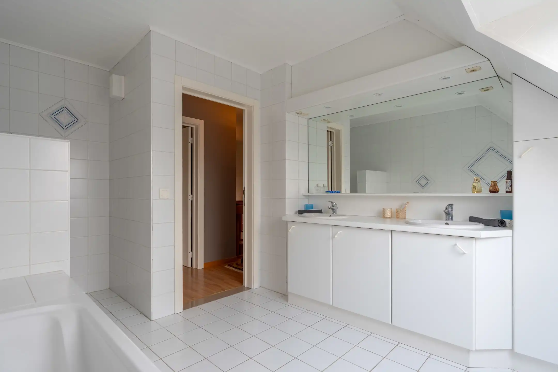 Zeer verzorgde en aangename woning op mooi perceel van 1.168 m² foto 33