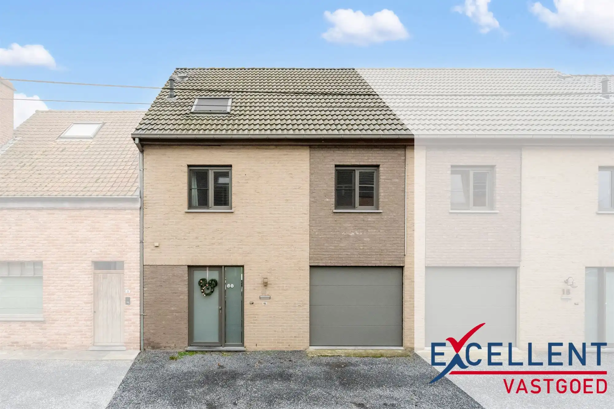 Instapklare en ruime woning met 5 slaapkamers in Zulte te koop foto 18