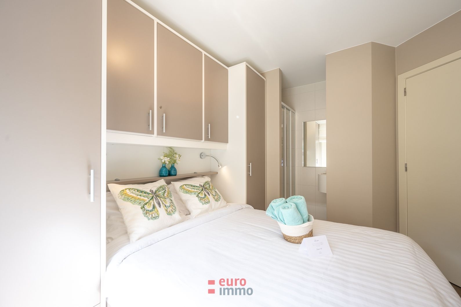 Luxe appartement aan de Zeedijk van onze trotse badstad! foto 7