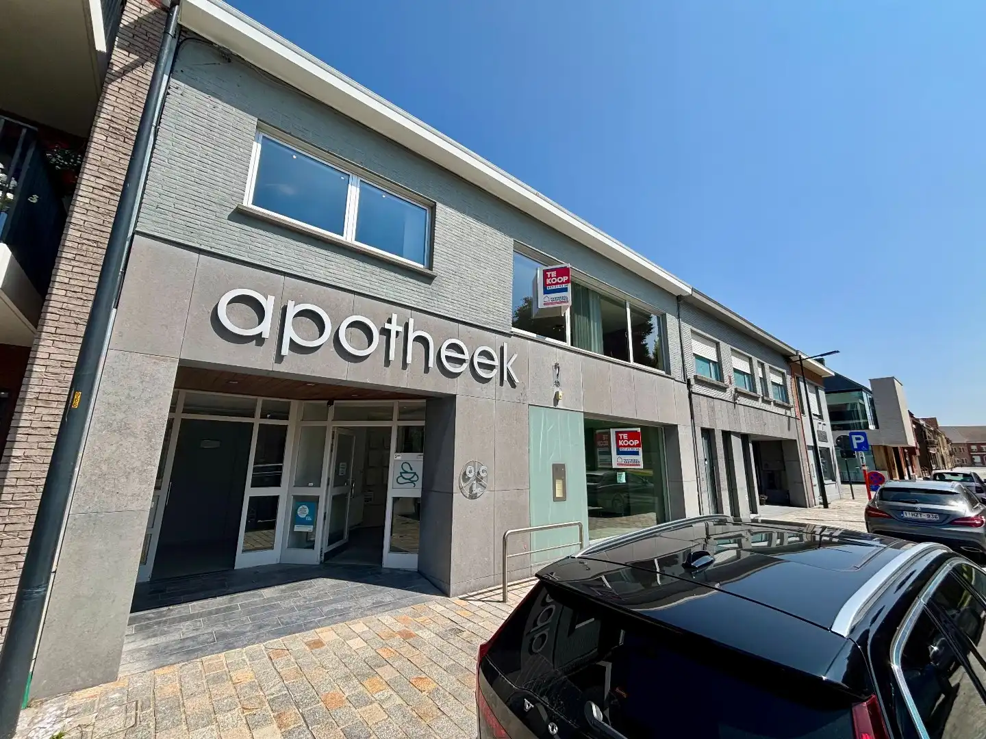 Uniek polyvalent pand in het centrum van Langemark. foto 10