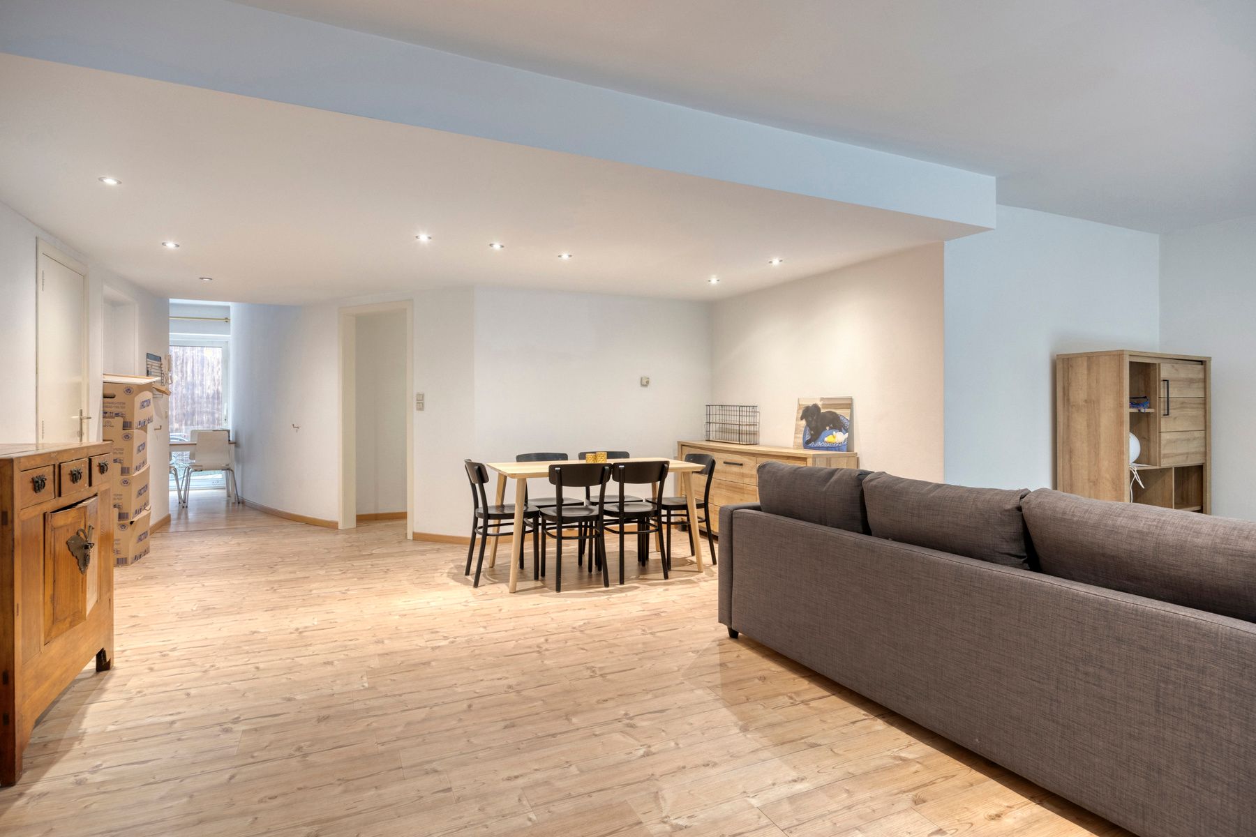 Hoofdfoto van de publicatie: Ruim gelijkvloersappartement in hartje Zele!