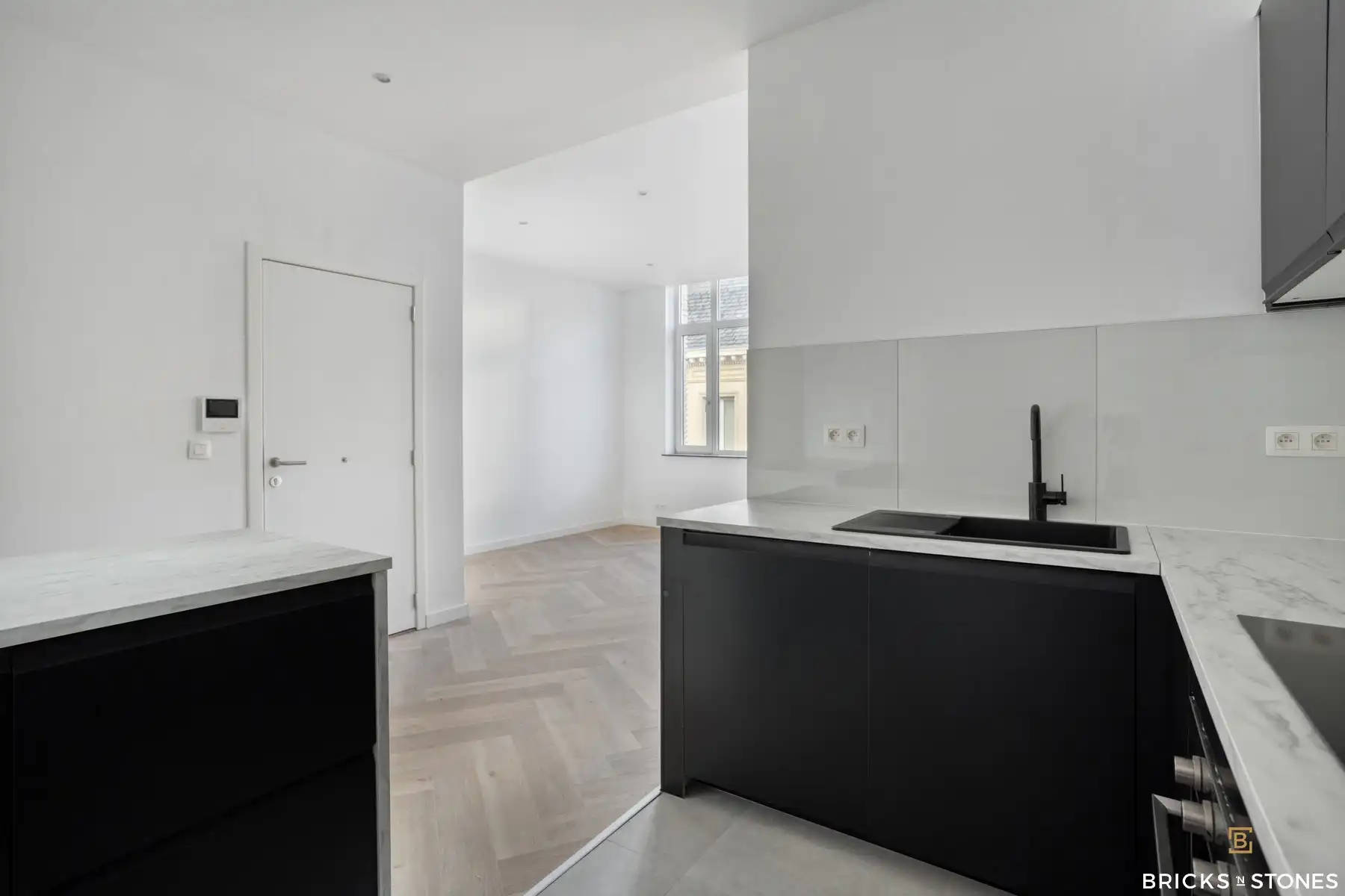 Knap gerenoveerd appartement foto 7