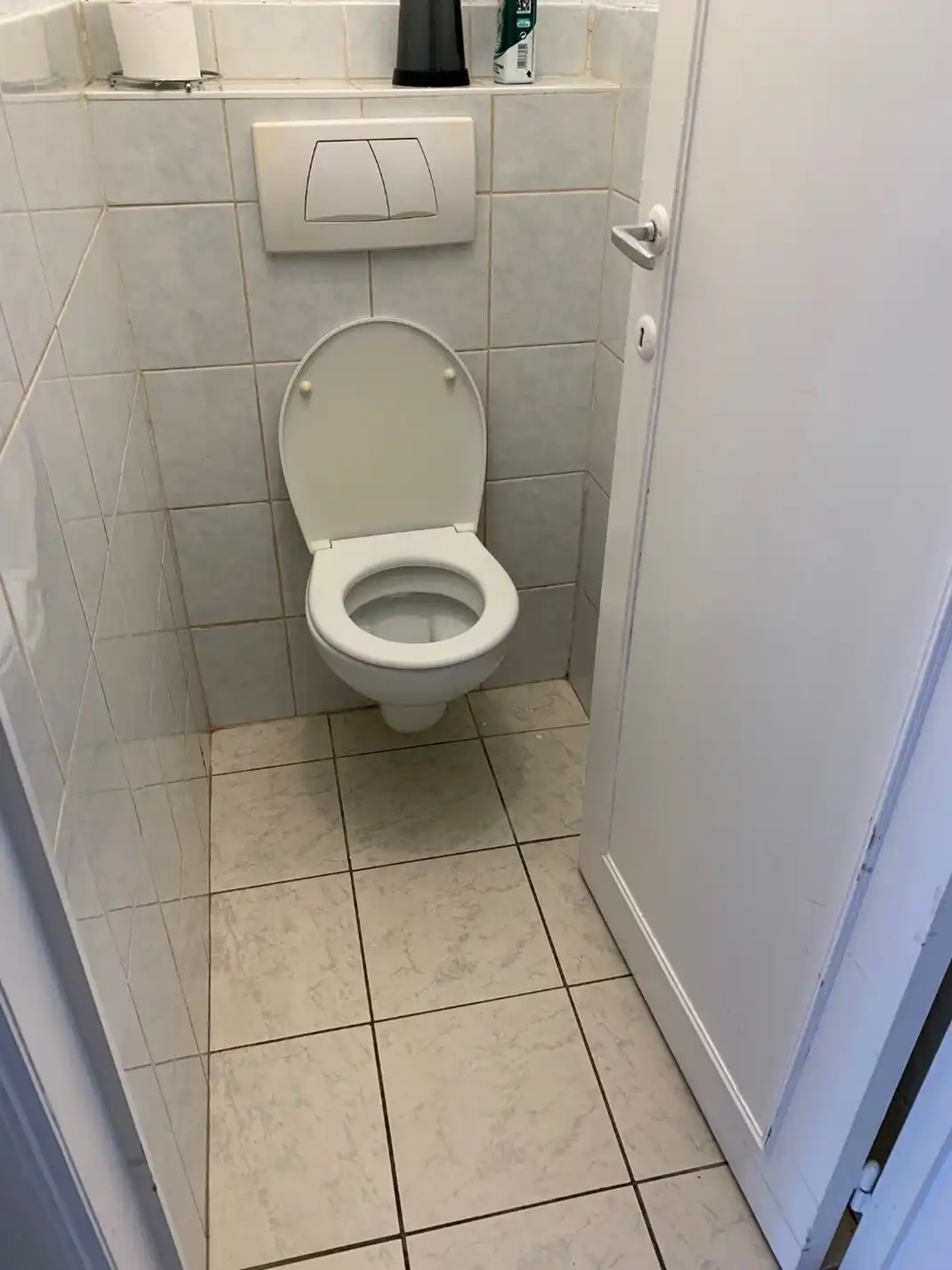 Gemeubeld appartement op het gelijkvloers - 1 slaapkamer en koertje foto 16