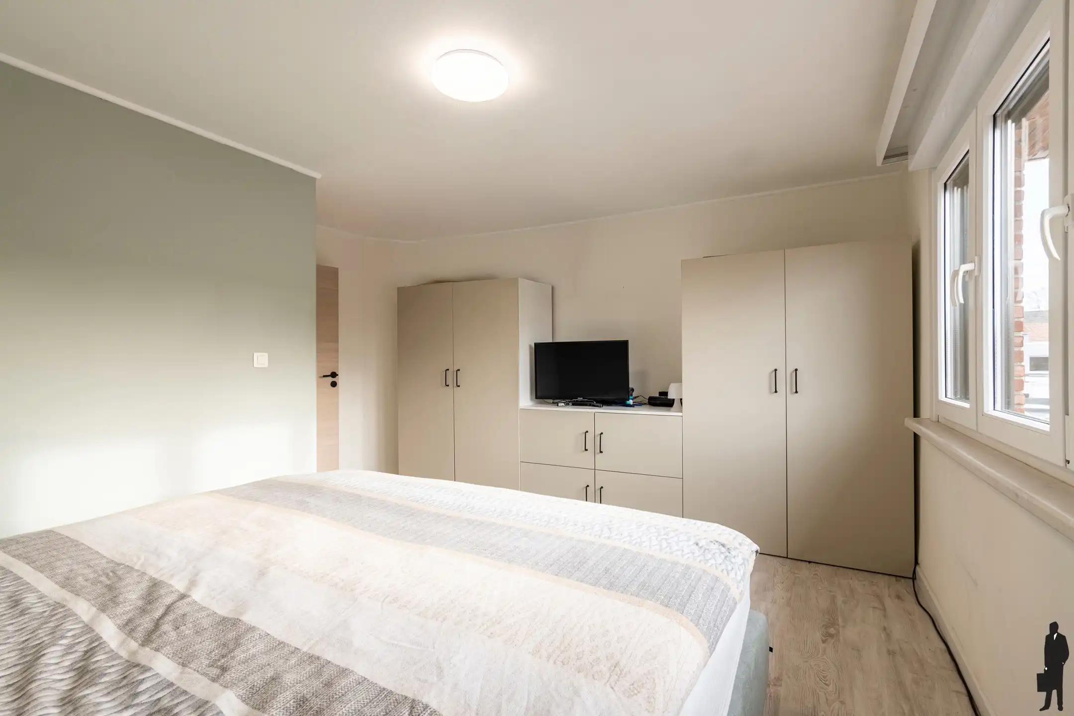 Rustig gelegen stadswoning met garage nabij jachthaven foto 11