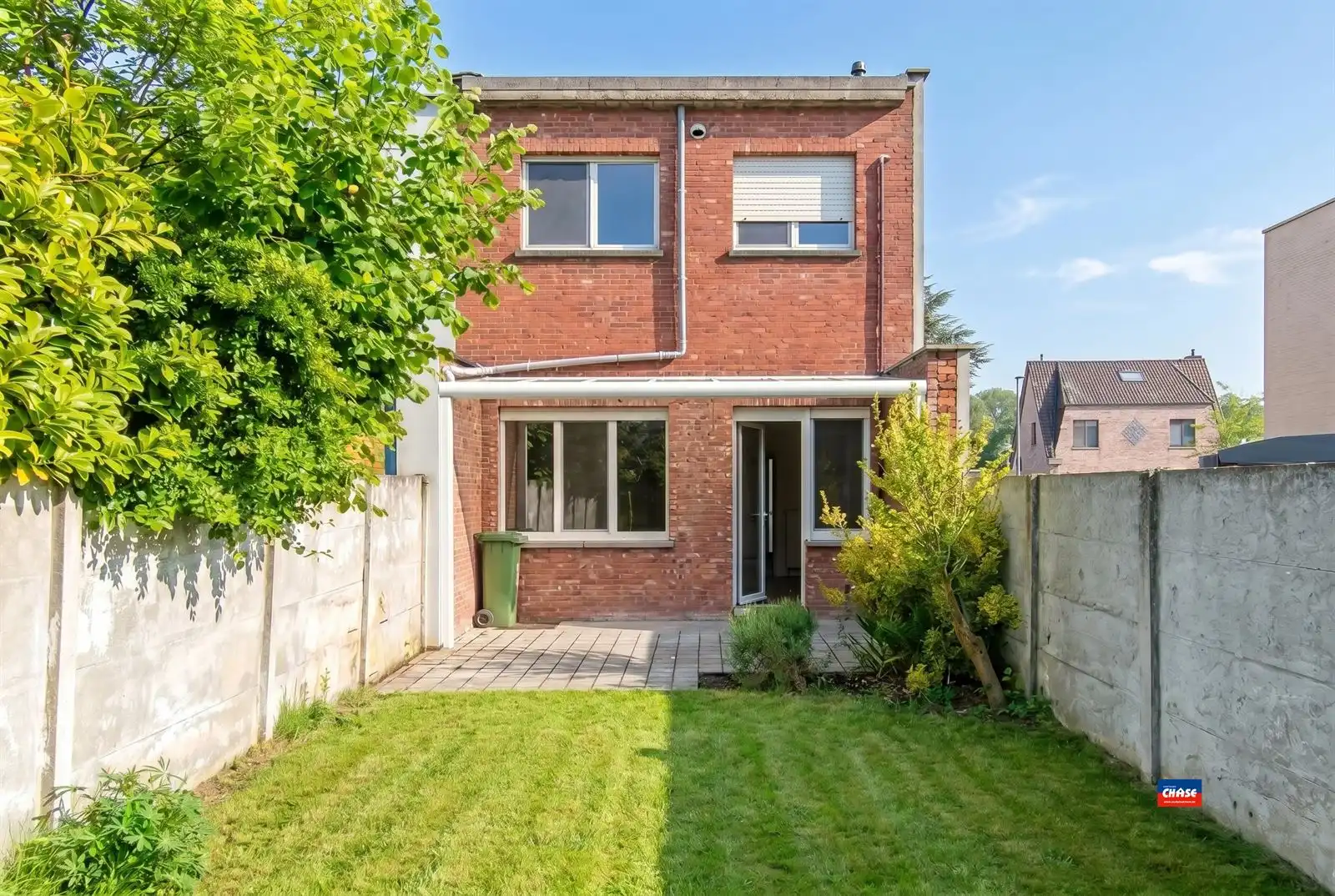 Bel-étage met 2 slaapkamers, garage, tuin en zonnepanelen. EPC B foto 15