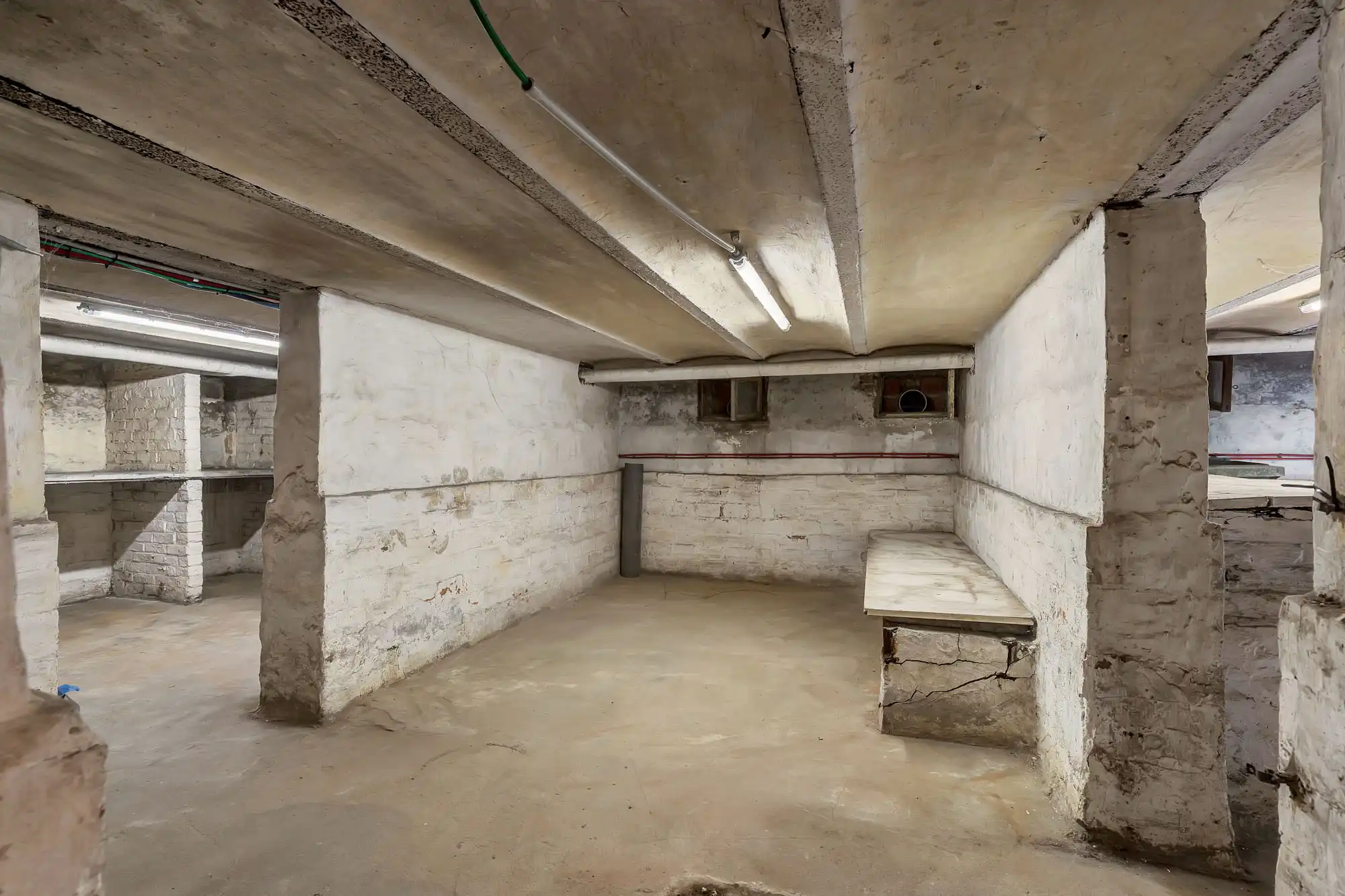 Gerenoveerde pastorijwoning met grote ruimtes in Erembodegem foto 33