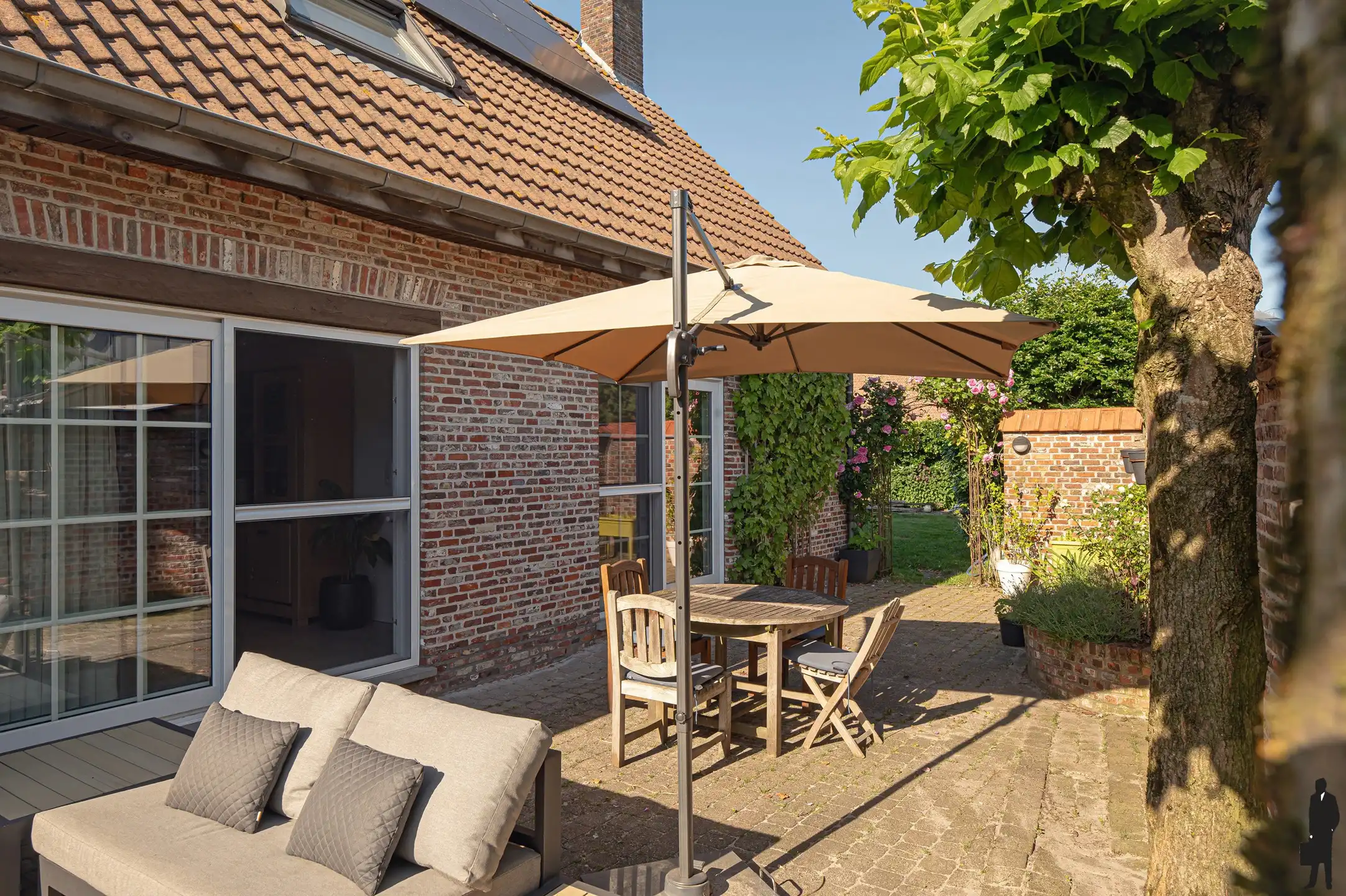 Charmante gezinswoning met zonnige tuin, garage en 3 slaapkamers op rustige ligging foto 27