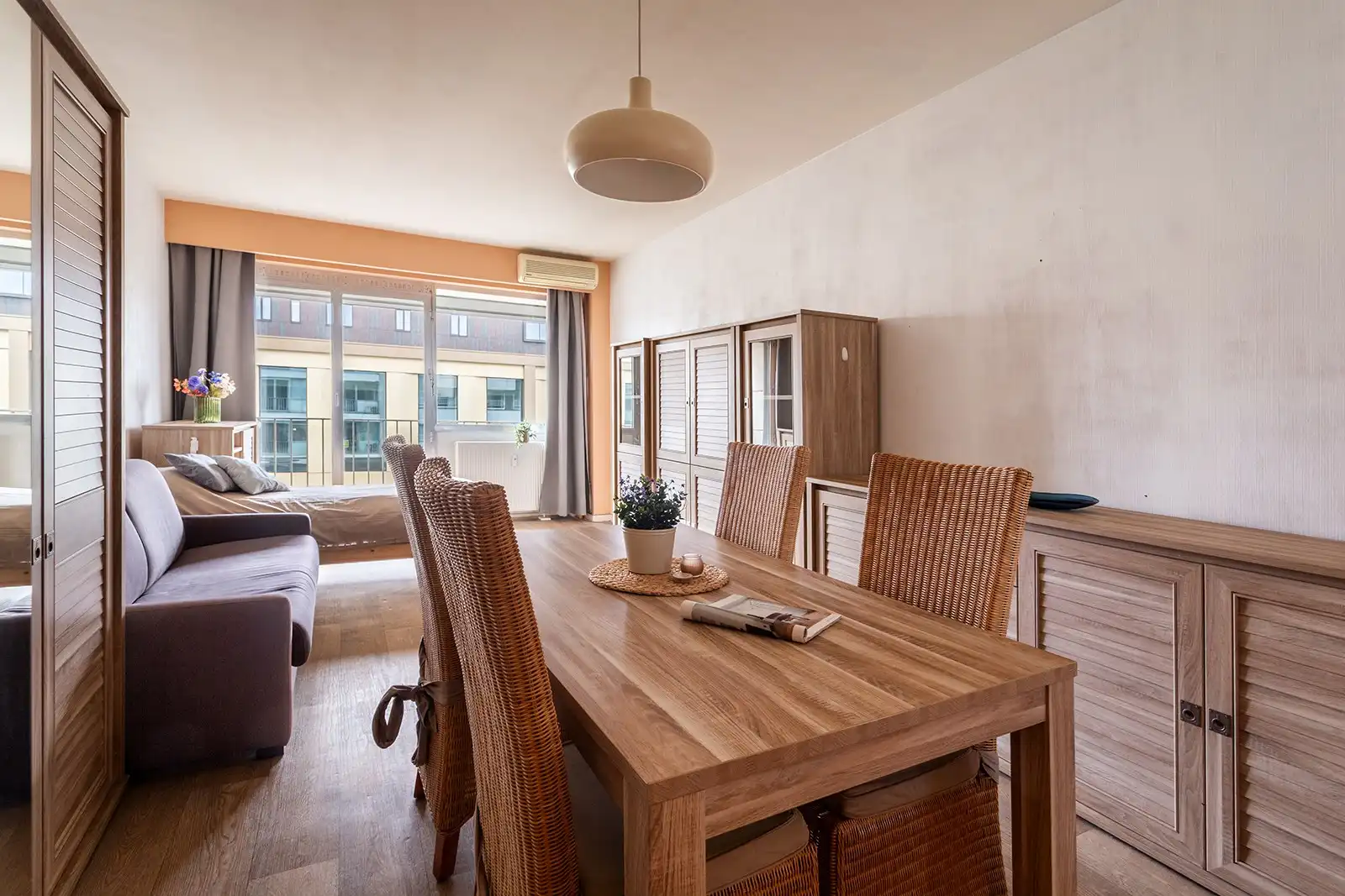 Comfortabele studio met terras vlakbij Centraal Station foto 2