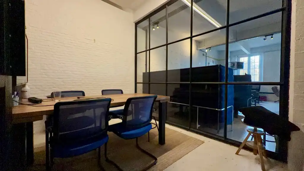 Kantoren te huur in gerenoveerd pakhuis La Cloche in Antwerpen foto 10