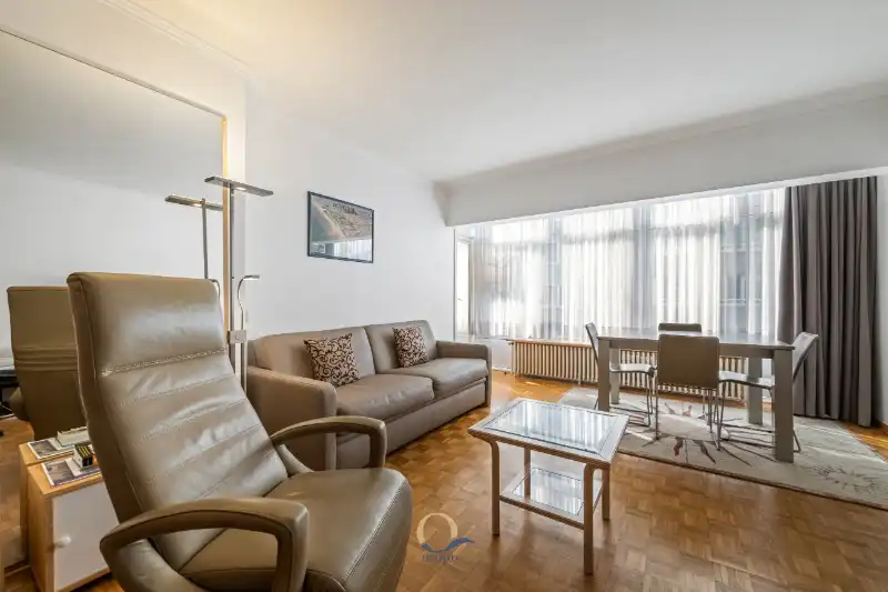 Gerieflijke studio van 52m2 op centrale ligging aan het Marie-José plein foto 3