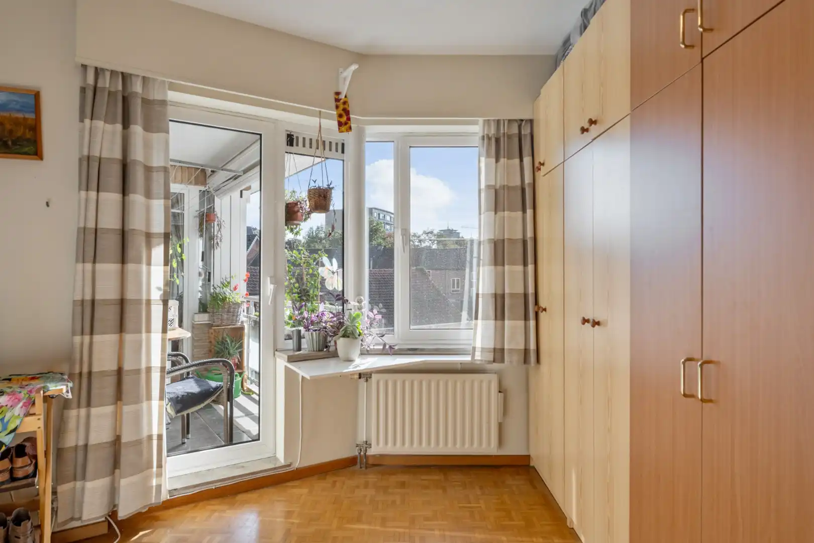 Ruim en centraal gelegen appartement, 2 slpk, met terras en garage foto 16
