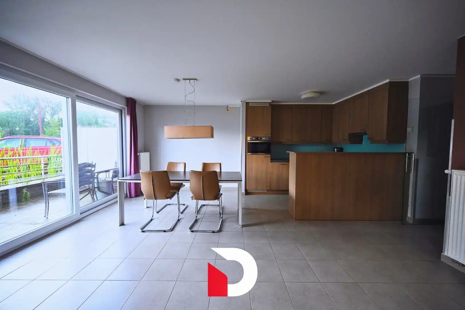 Instapklaar gelijkvloers 1-slaapkamerappartement met tuin en terras in De Haan foto 4