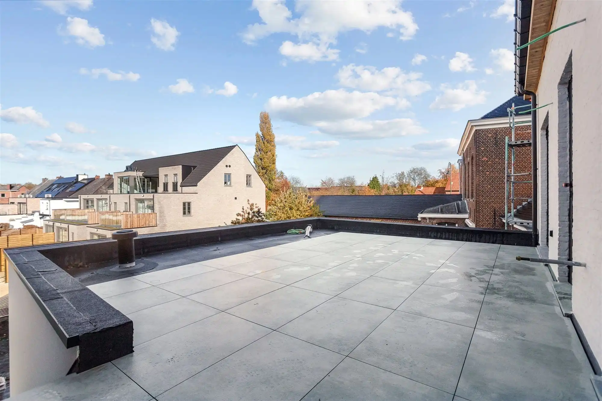 NIEUWBOUW DUPLEX APPARTEMENT (140M²) MET 3 SLAAPKAMERS EN RUIM TERRAS TE BALEN.  VERKOOP ONDER REGISTRATIE! foto 24