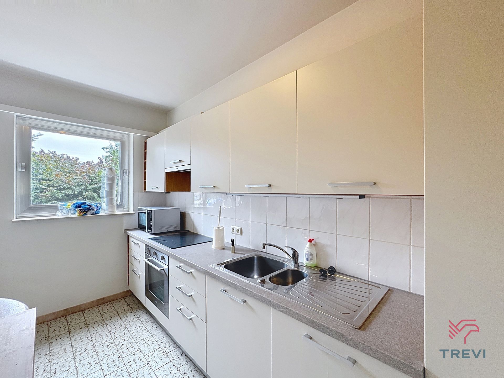 1 slaapkamerappartement aan de rand van Brussel foto 14
