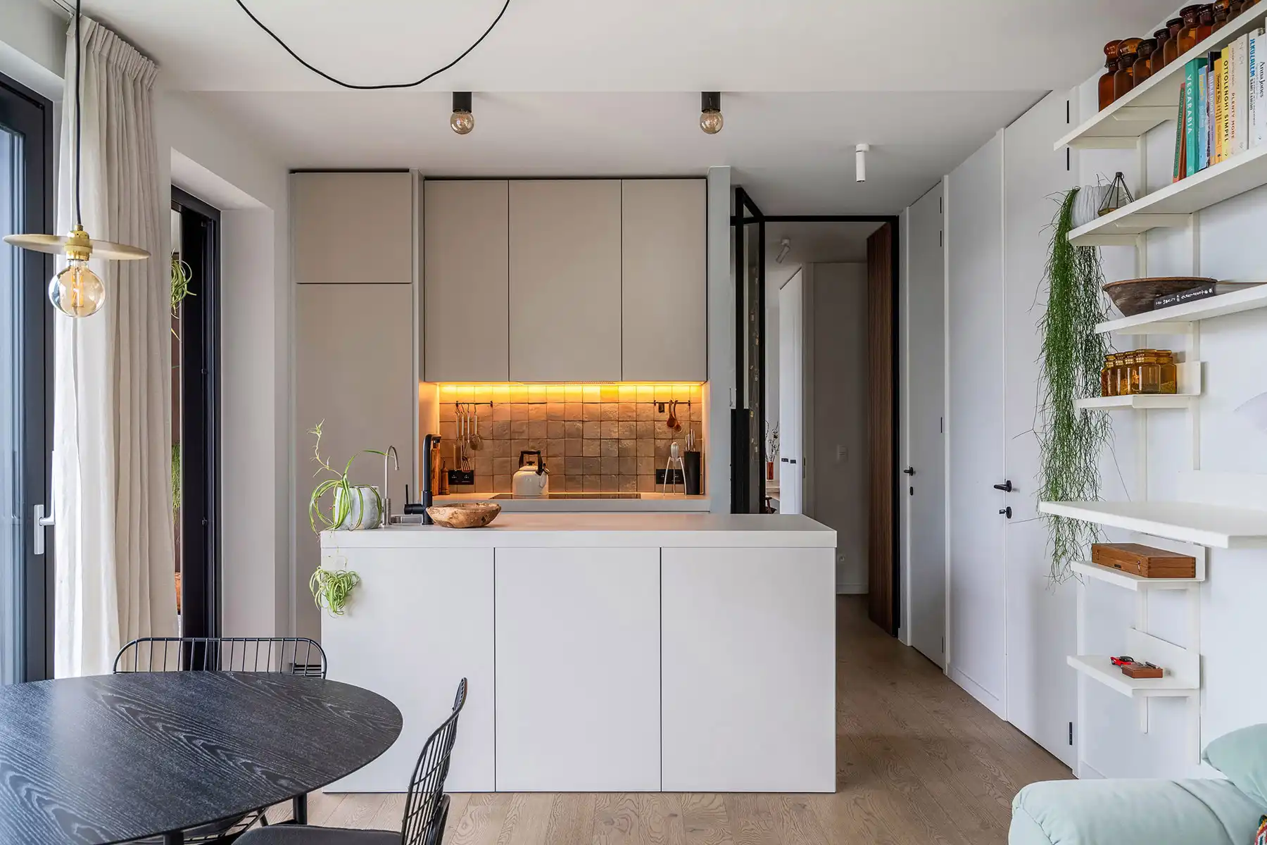 Uniek 2 slpk appart + kelderberging+4 terrassen (Nieuw Zuid) foto 3