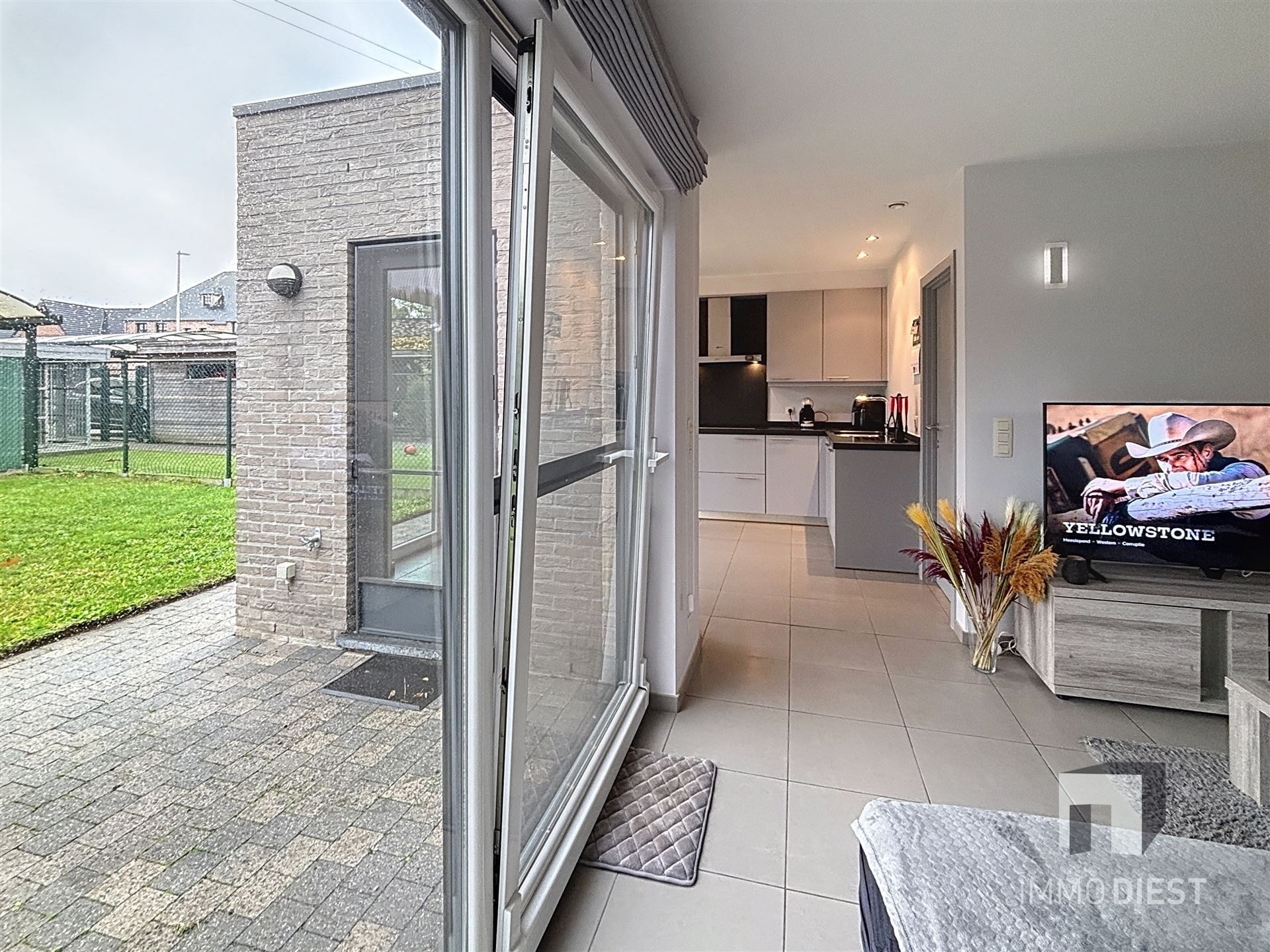 Energiezuininge woning met 3slpk - 2 carports - 5,41are  foto 10