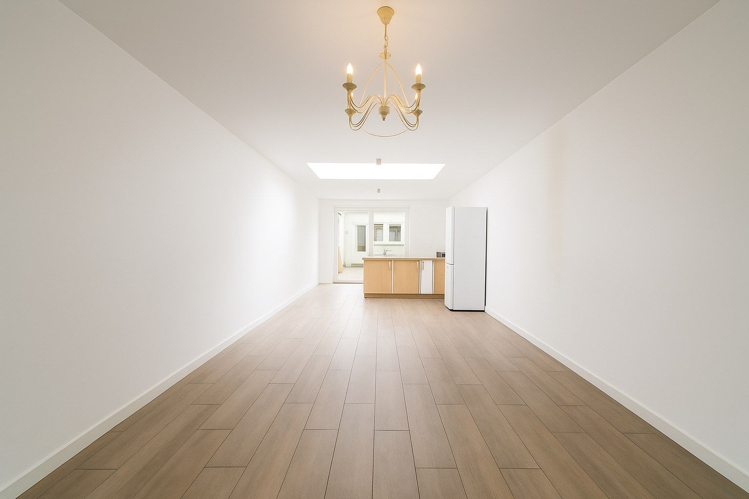 Te koop: Instapklare woning met optie tot drie slaapkamers, zuid gerichte stadstuin én EPC label B in het hart van Sint-Niklaas! foto 3