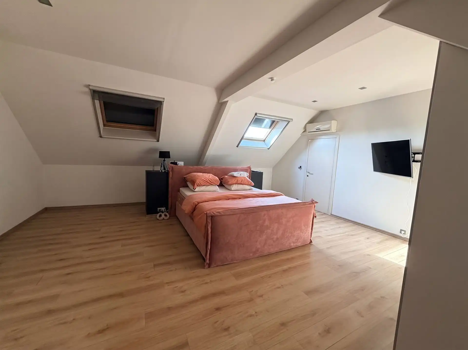 Winkelruimte + duplex appartement foto 22