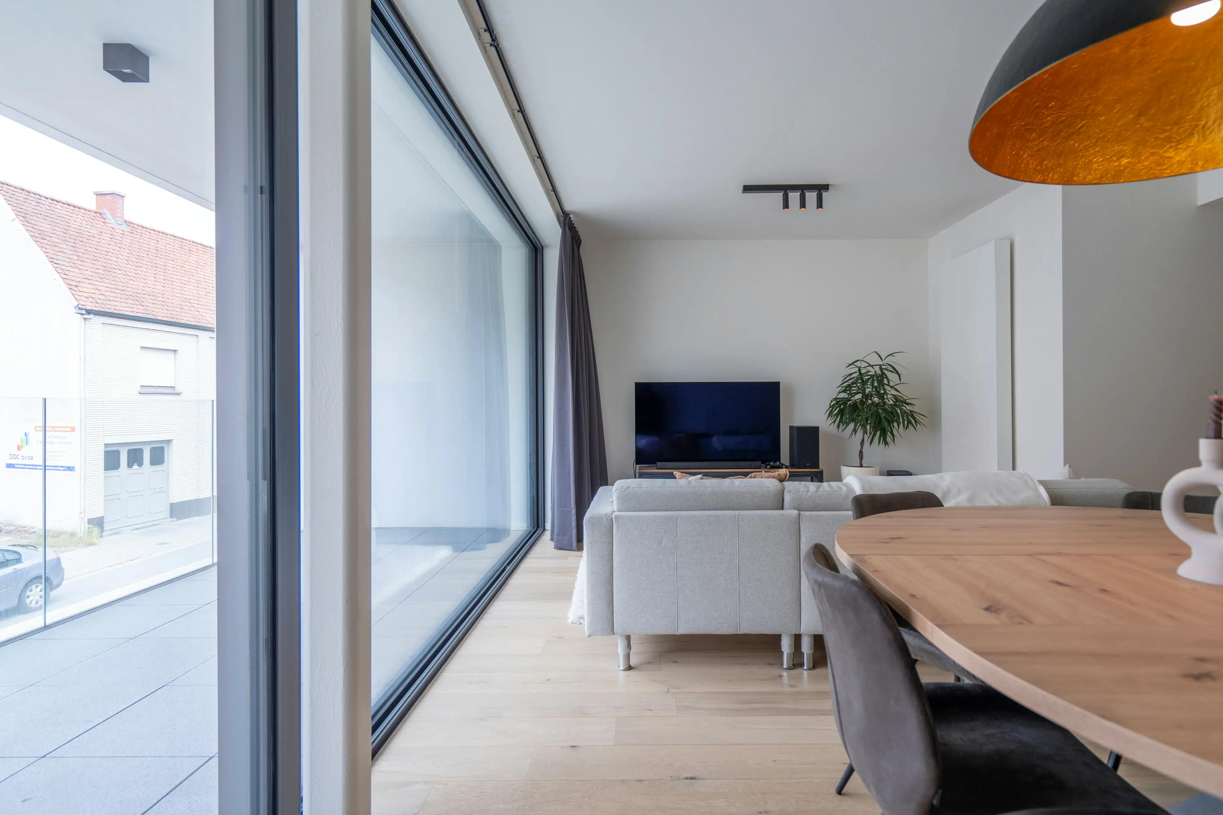 Recent appartement met 2 terrassen te koop in Waregem foto 5