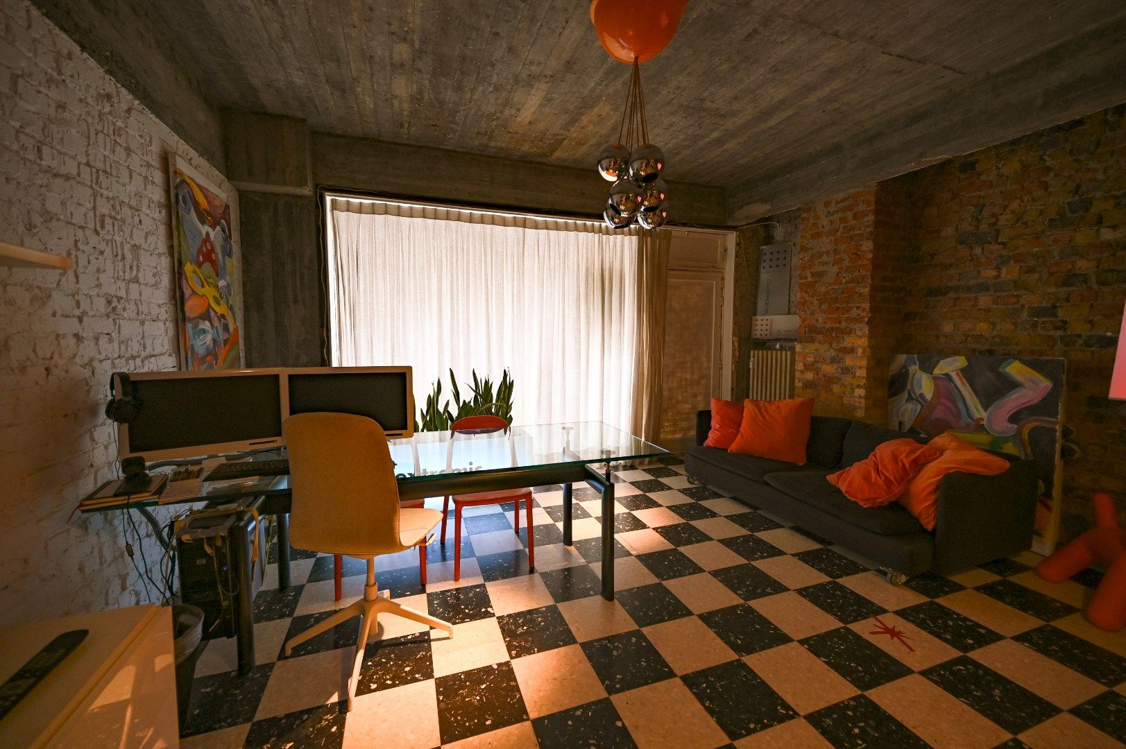 ZEER CENTRAAL GELEGEN UNIEK APPARTEMENT/HANDELSPAND TE OOSTENDE foto 6