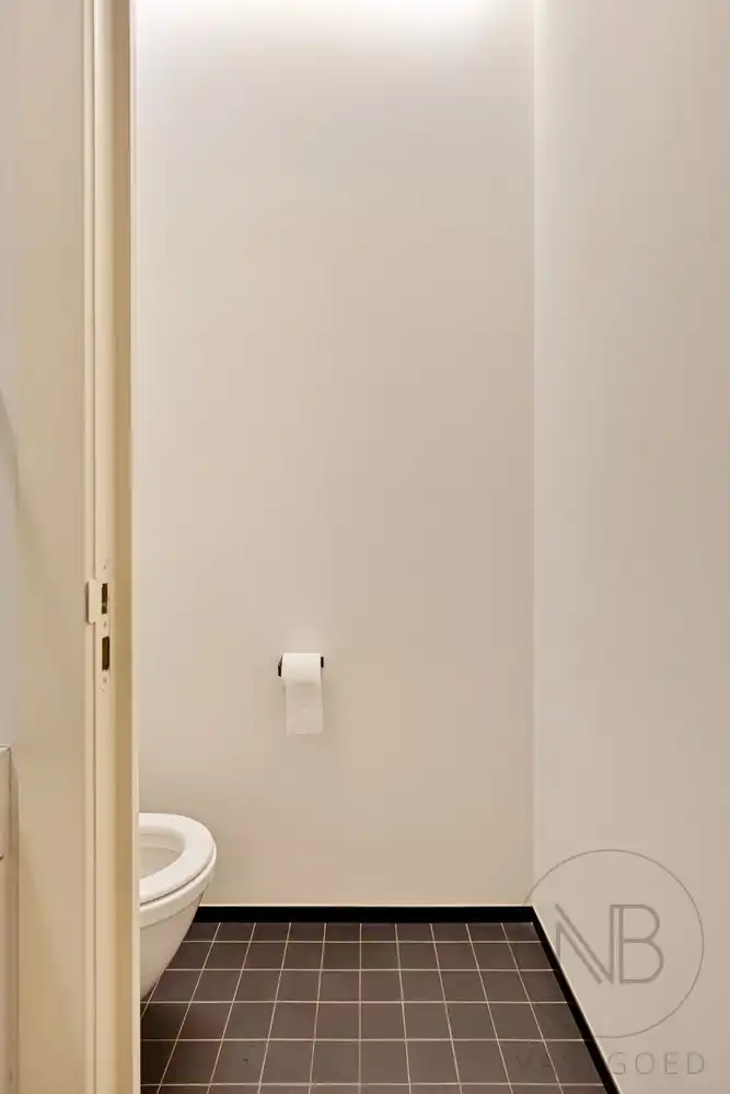 Instapklare en goed gelegen kantoorruimte foto 36